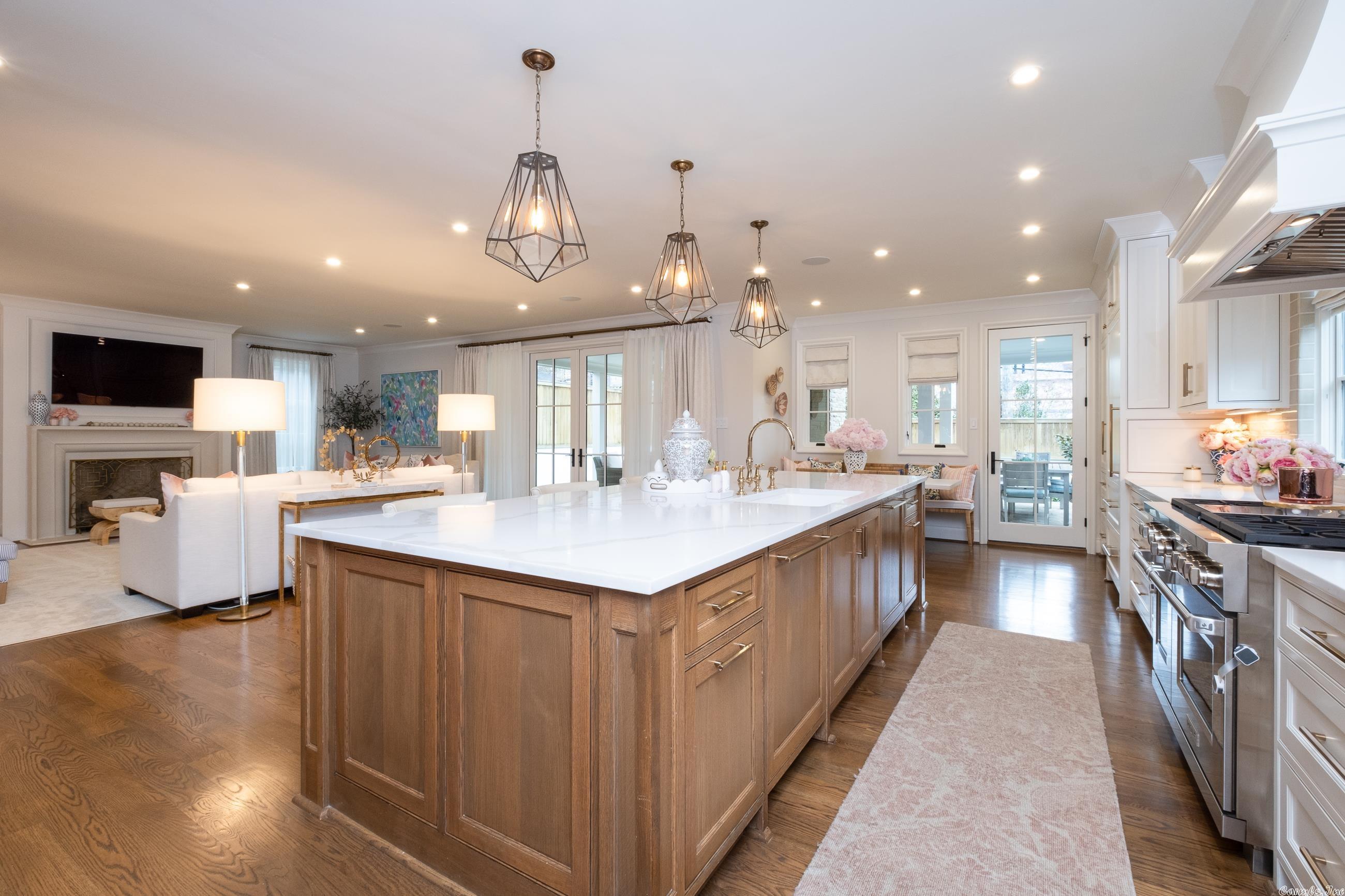 NEWTONS - Residential
