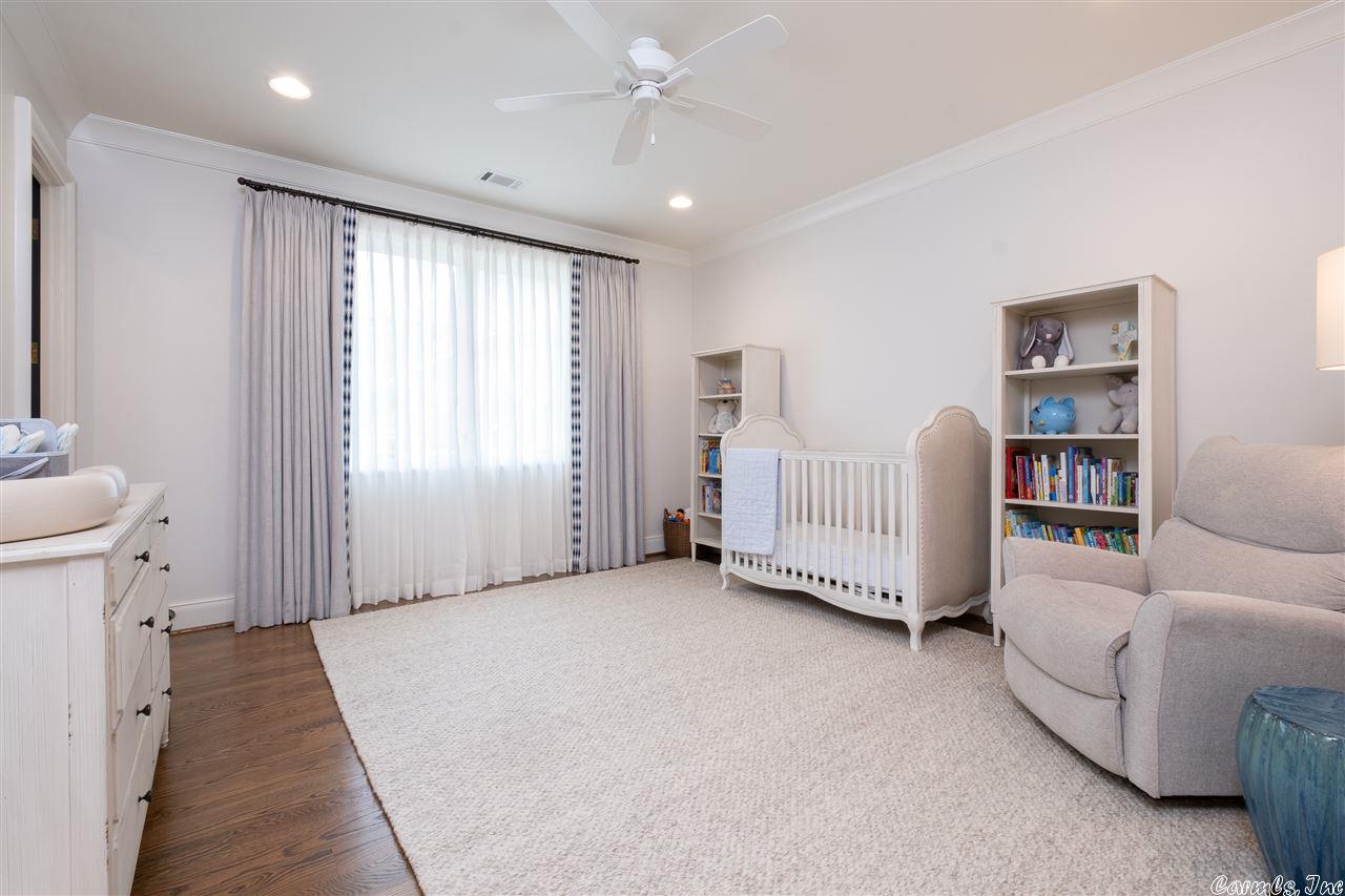 NEWTONS - Residential