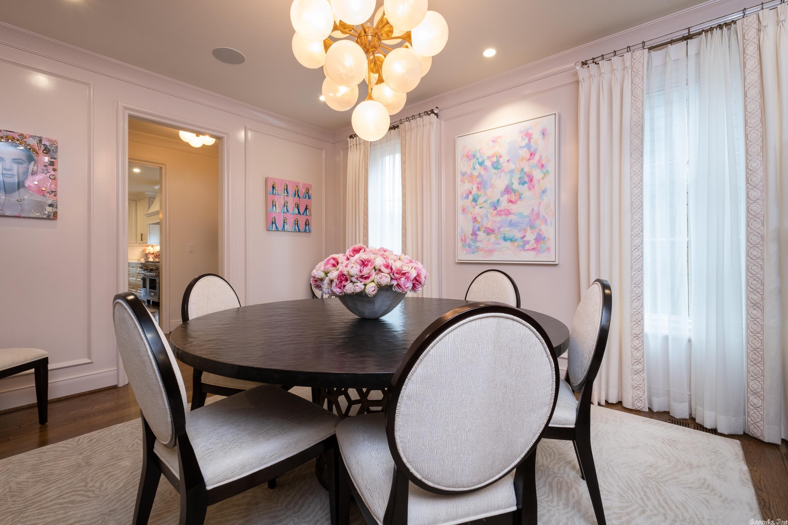NEWTONS - Residential