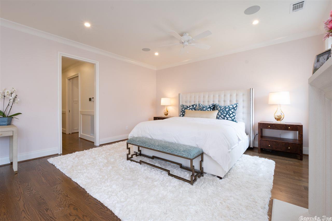 NEWTONS - Residential