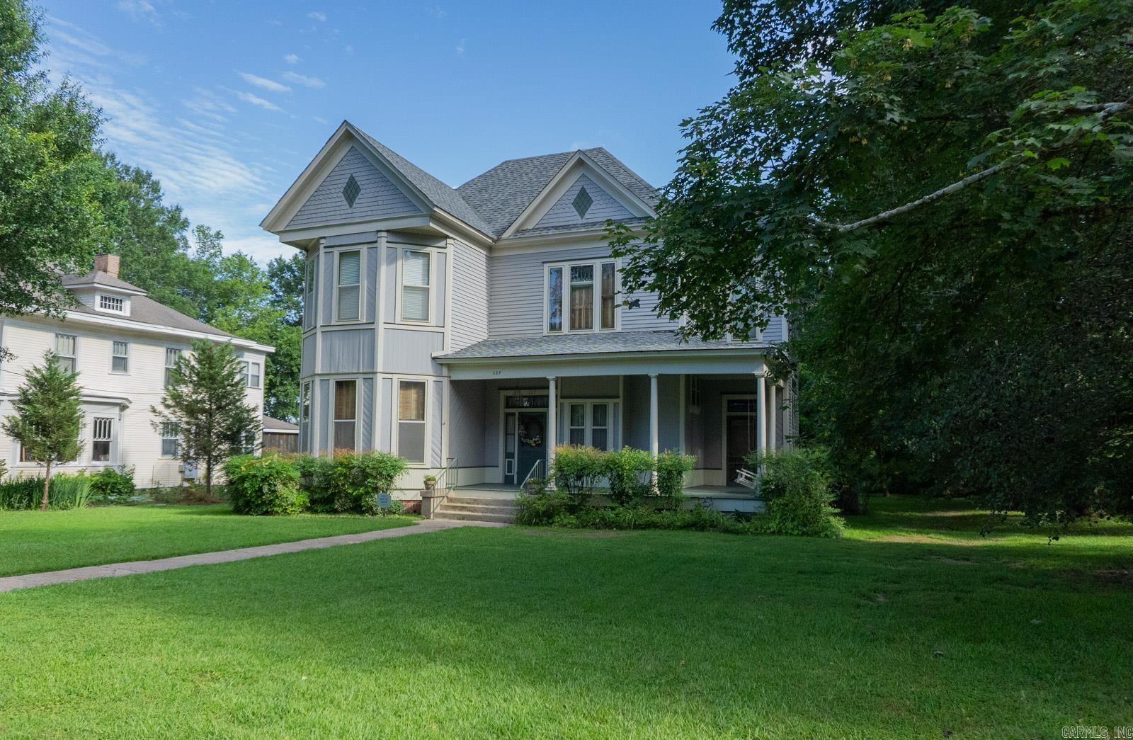 16TH SECT ADDN - Residential