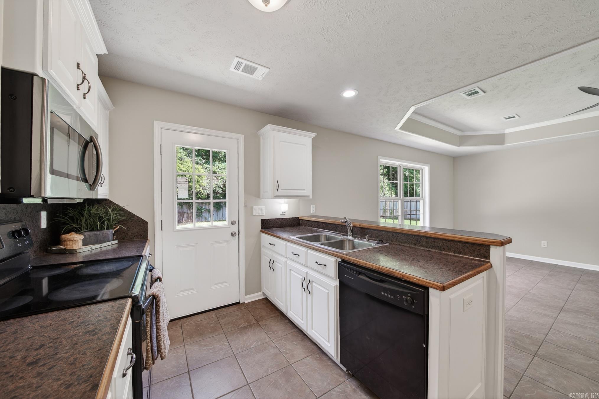 ORCHARD ESTATES - Residential