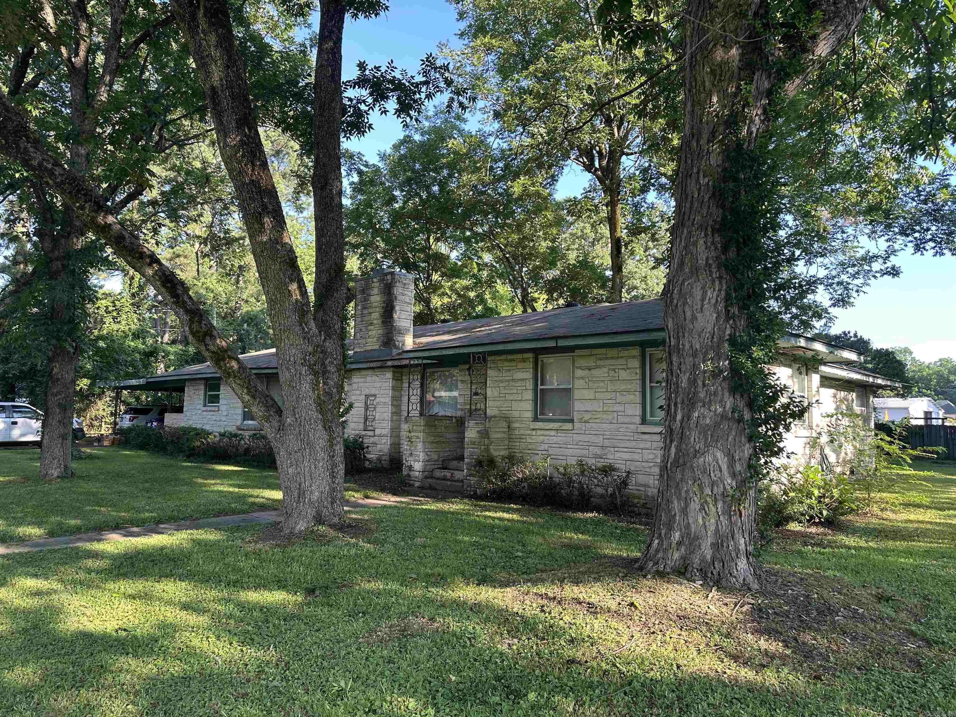 LUND & HILL (ORIGINAL TOWN) - Residential