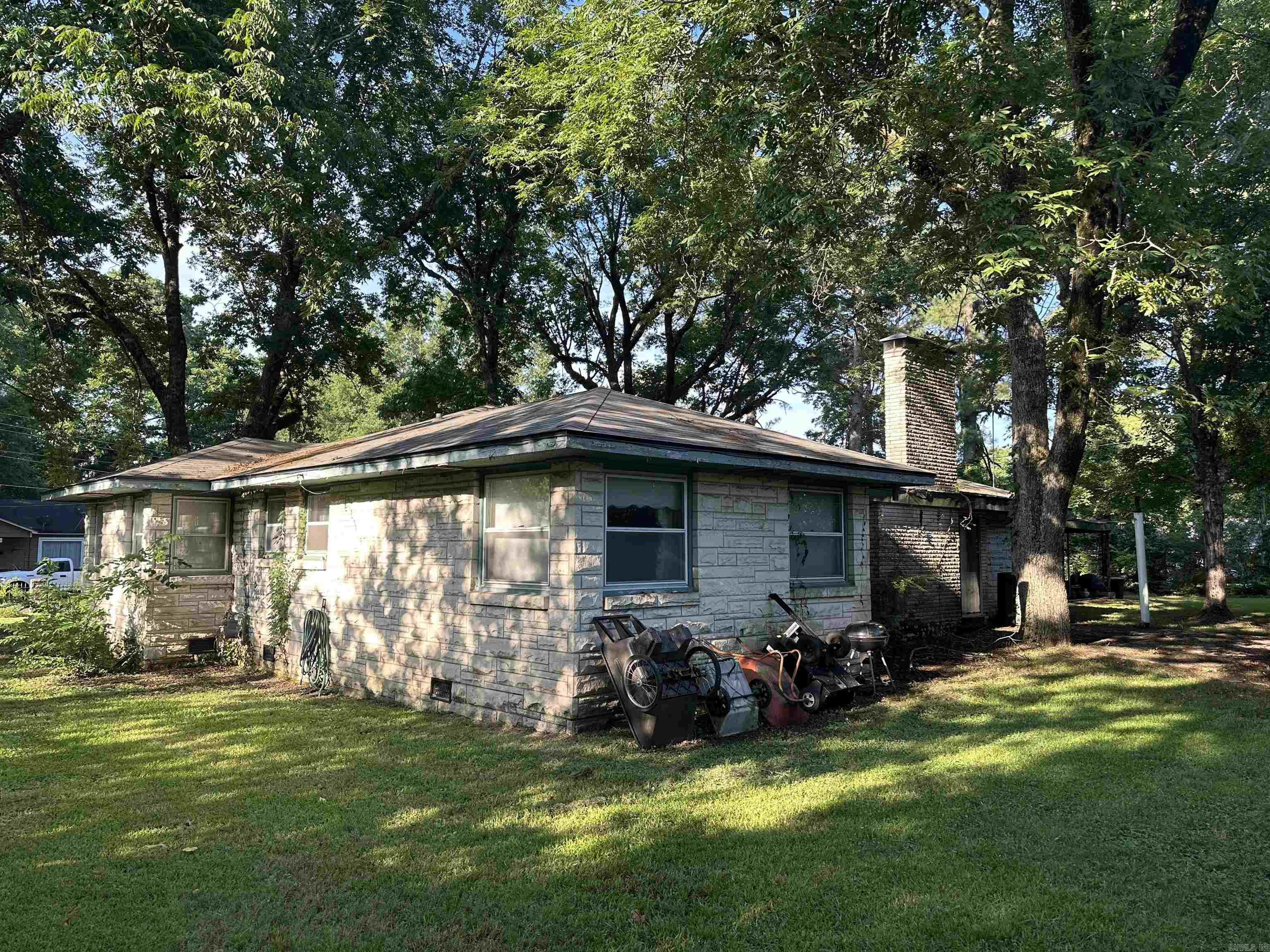 LUND & HILL (ORIGINAL TOWN) - Residential