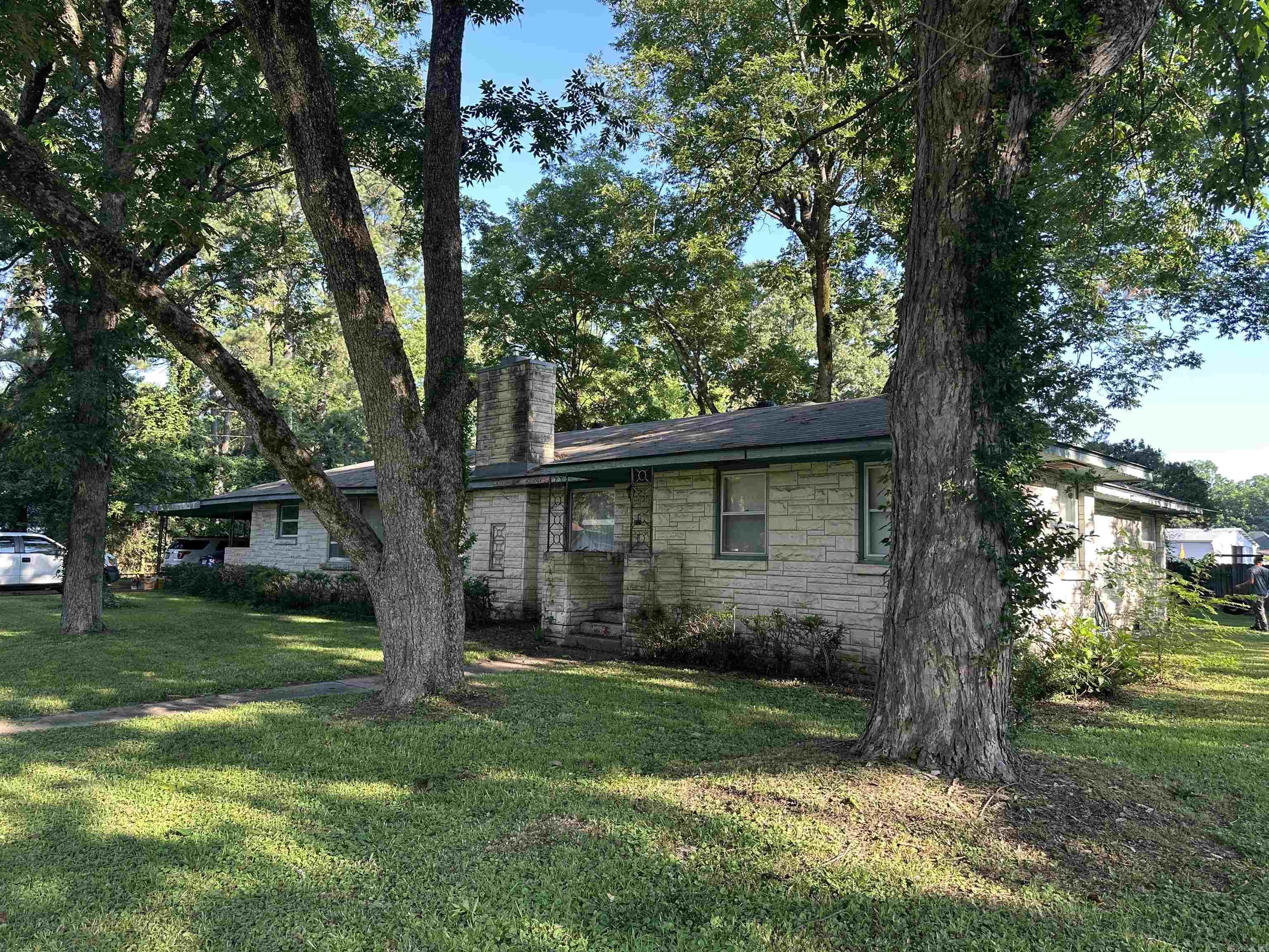 LUND & HILL (ORIGINAL TOWN) - Residential