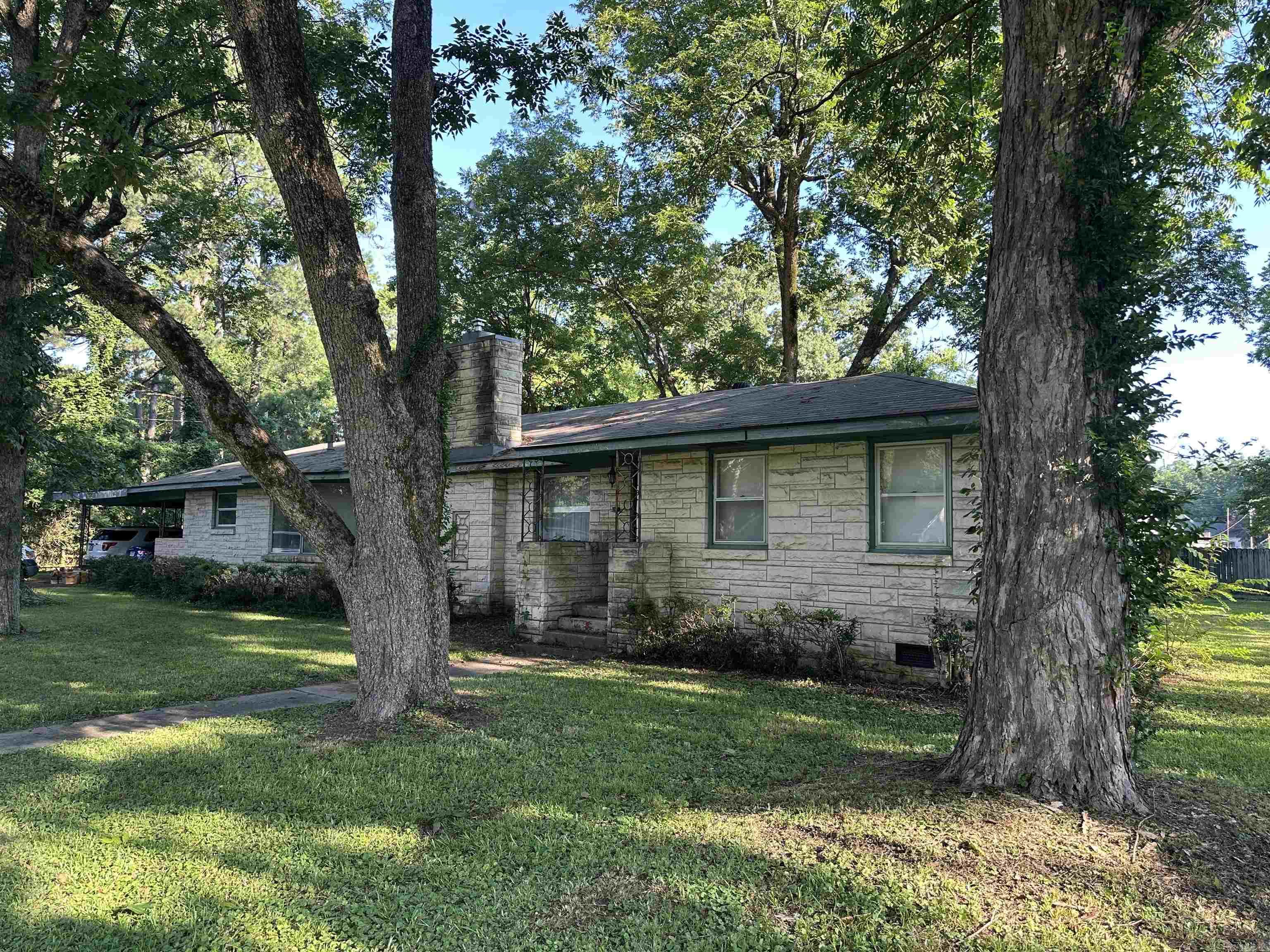 LUND & HILL (ORIGINAL TOWN) - Residential
