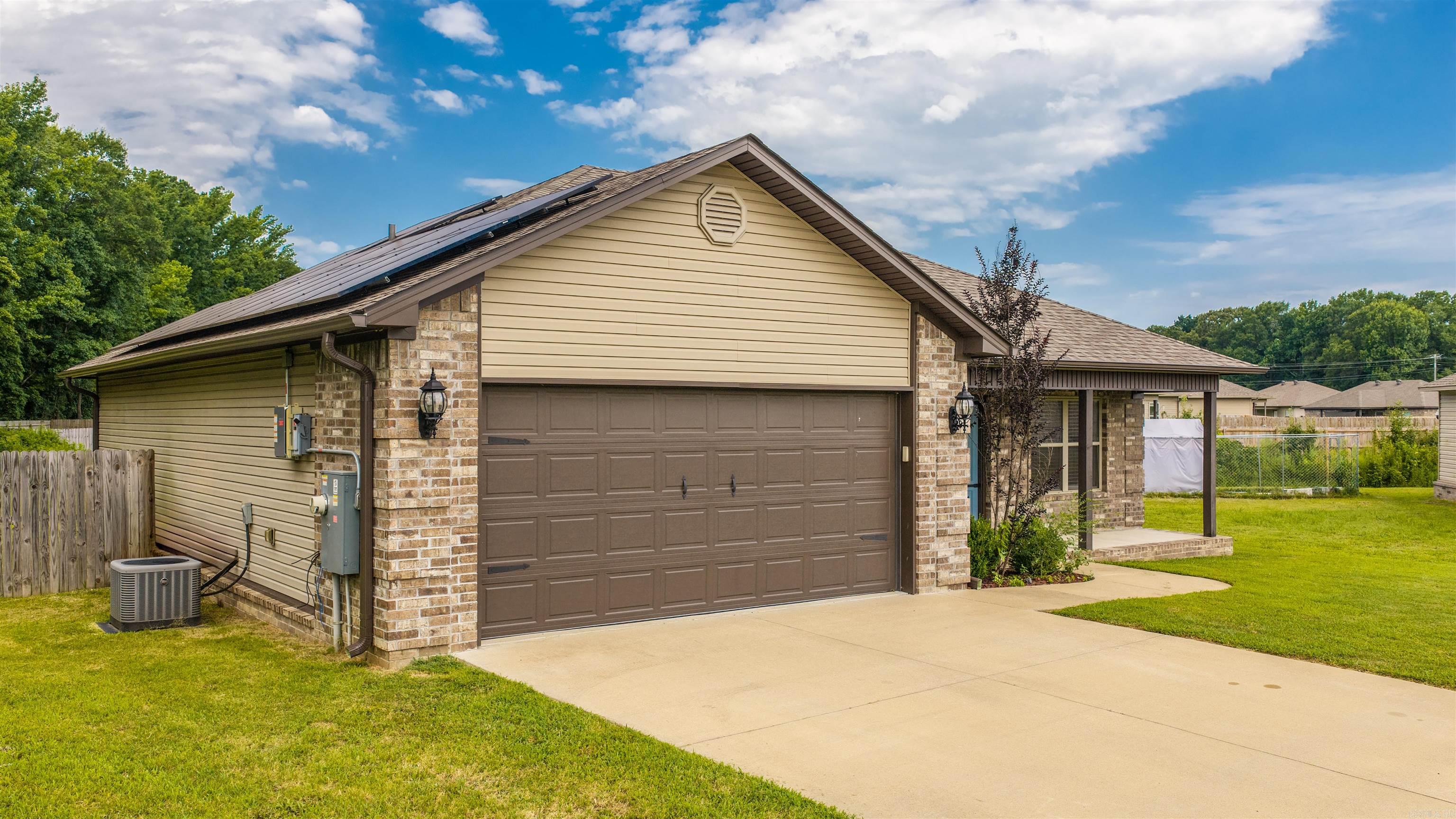 LILLY ANN PLACE - Residential