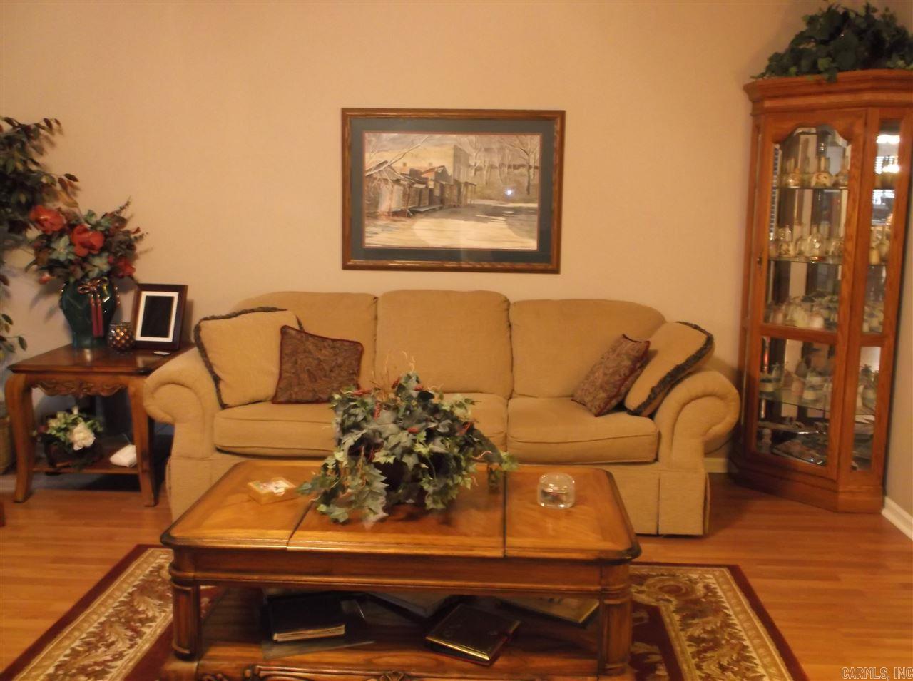 FOXWOOD J - Residential
