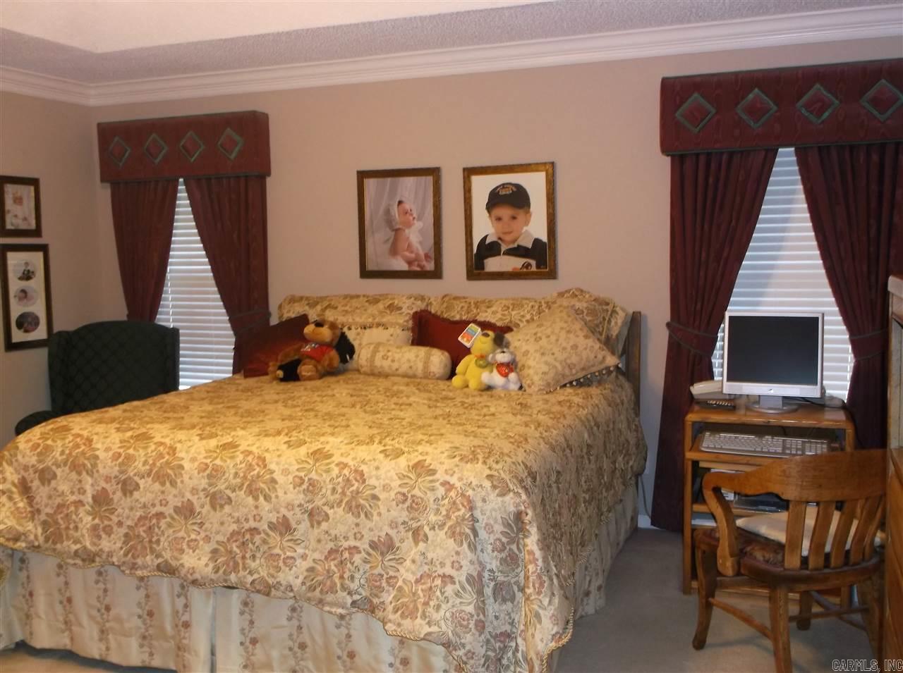 FOXWOOD J - Residential
