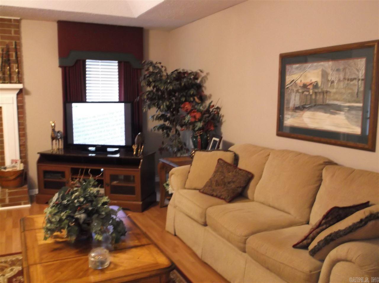 FOXWOOD J - Residential
