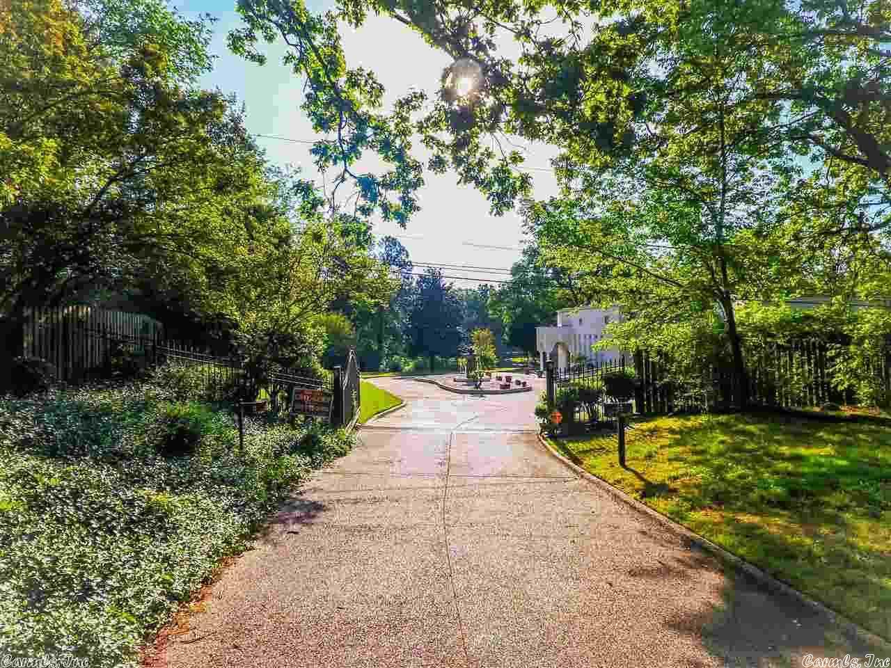INDIAN HILLS - Residential