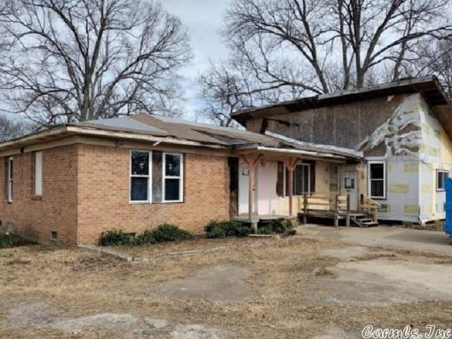 Investment opportunity available this home built in 1980 offers 4 bedrooms, 2 baths, kitchen, living room and den and sits on approximately 1.97 acres. A lot  of work and rehab is needed uninhabitable. Buyer to complete due diligence prior to offer, sold as is no inspection contingency
