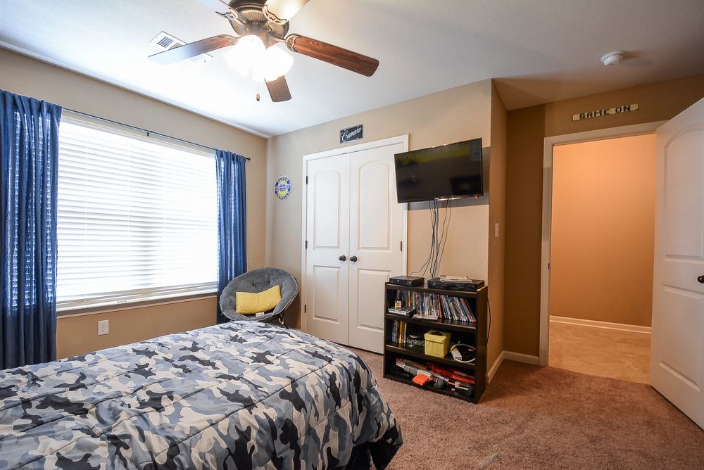 THE MEADOWS @ CENTENNIAL VALLEY - Residential