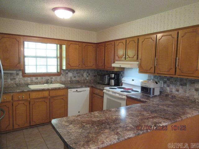 LAKEWOOD - Residential