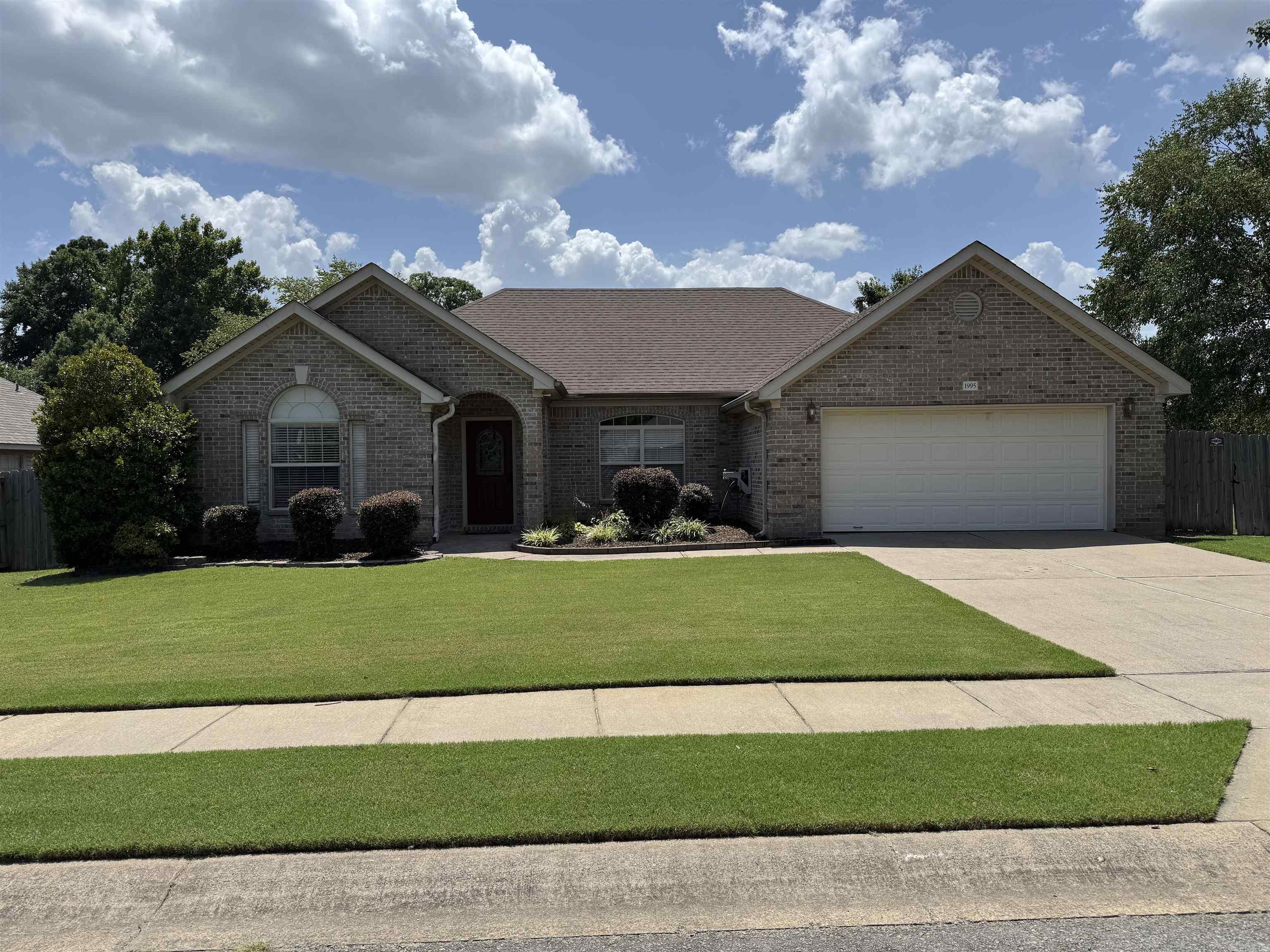 Are you looking for a well maintained home in a very sought out neighborhood and school district? This one checks the boxes. Come see this 3 bed, 2 bath home with a bonus room (playroom, sunroom). Walk through the front door to a very spacious living room with tray ceilings and a corner gas fireplace. The kitchen is large and has a eat-in dining room, ready to entertain family and friends. Features include: granite counter tops in kitchen, brand new dishwasher, newer roof and water heater, spacious and flat, fully fenced back yard, Storm shelter in garage (located under parking spot), no carpet, double oven, community pool, pavilion, and play ground. You are going to want to schedule a showing today!