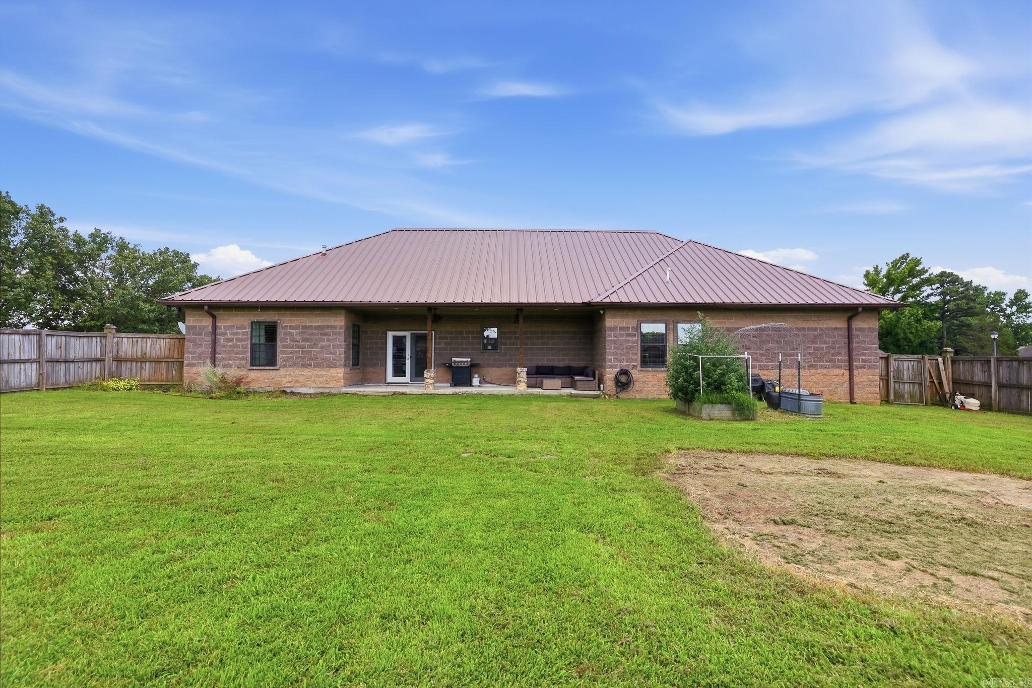FECHERS PRAIRIE MEADOWS S/D - Residential