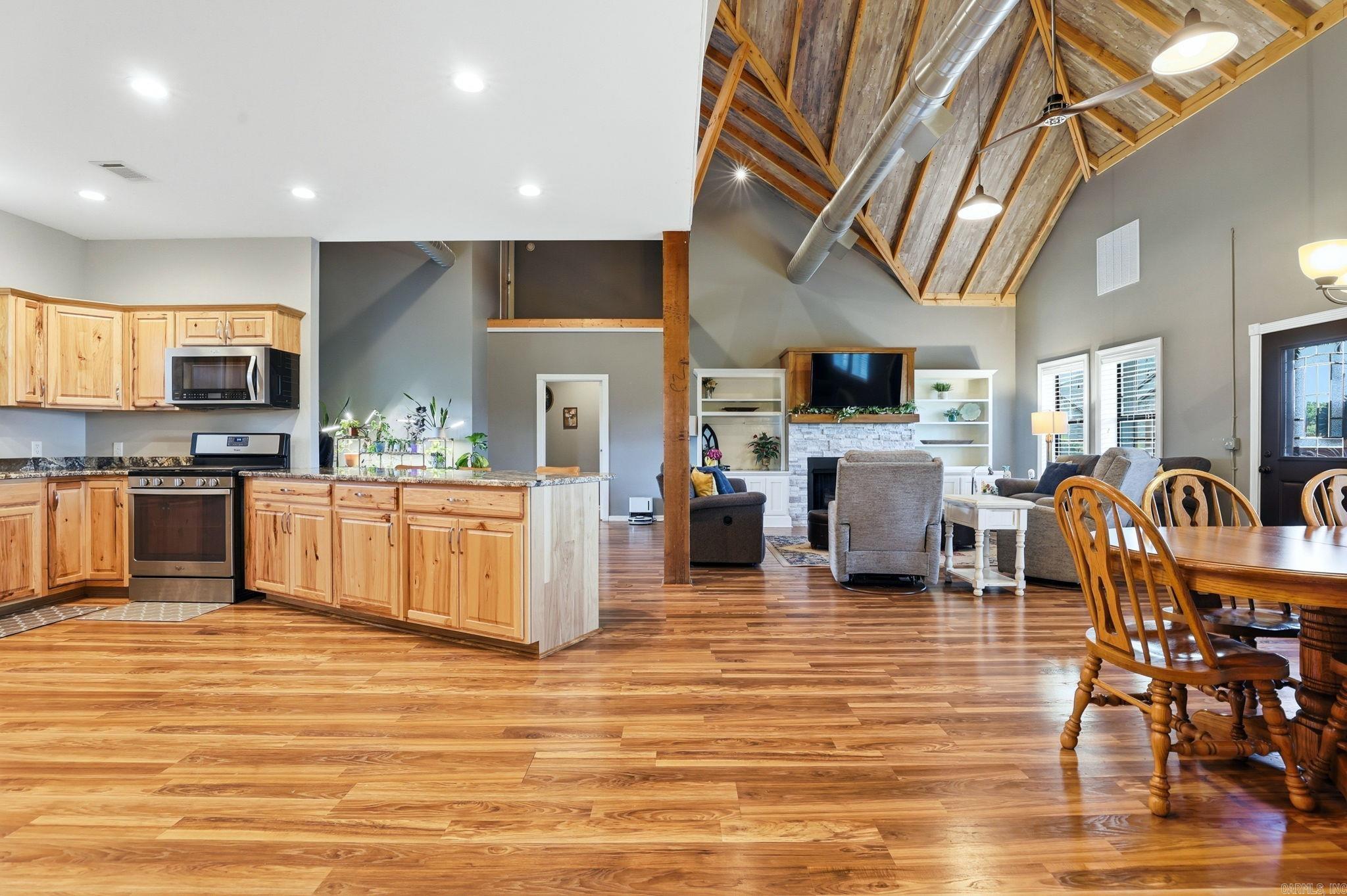 FECHERS PRAIRIE MEADOWS S/D - Residential