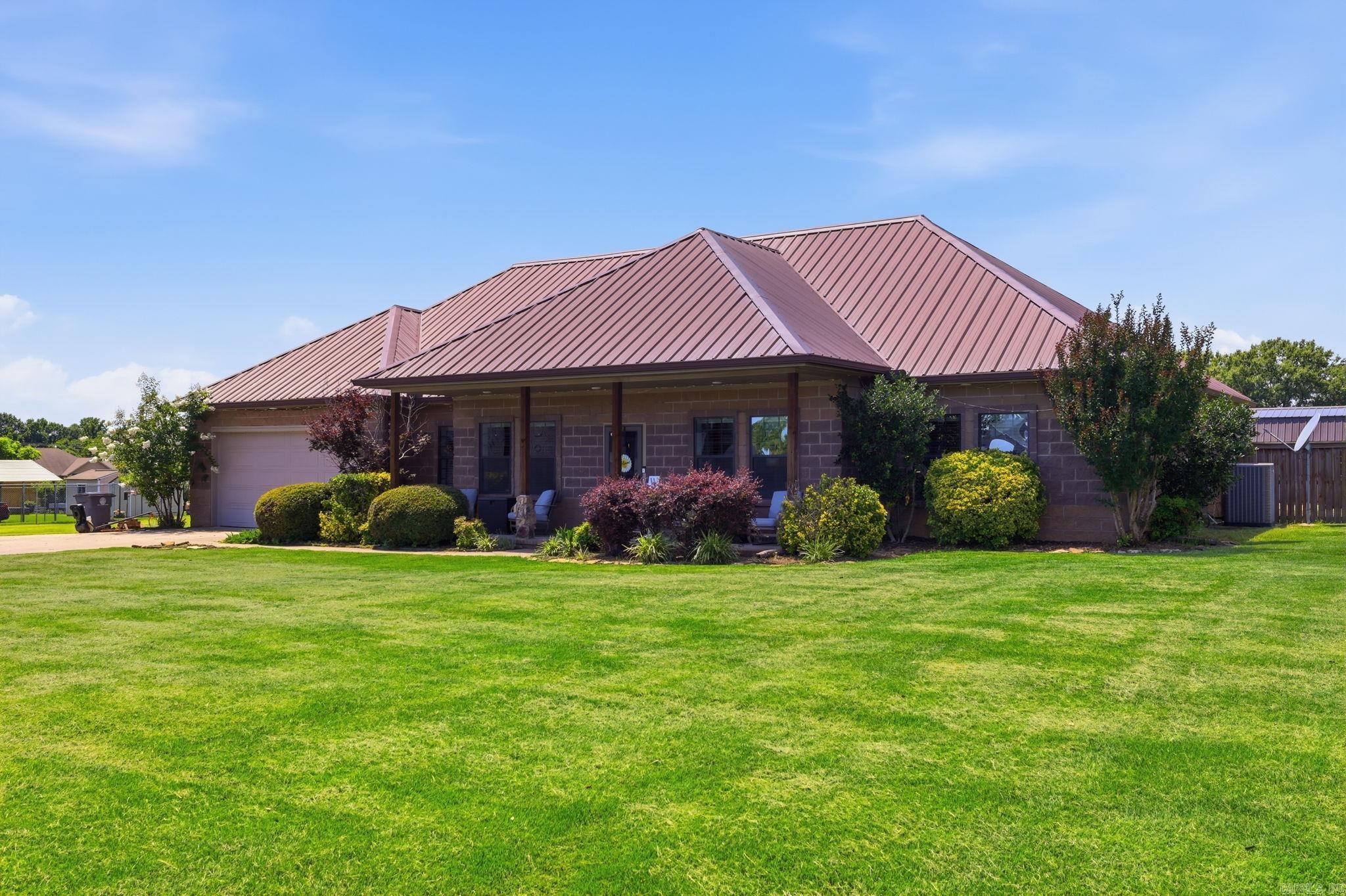 FECHERS PRAIRIE MEADOWS S/D - Residential