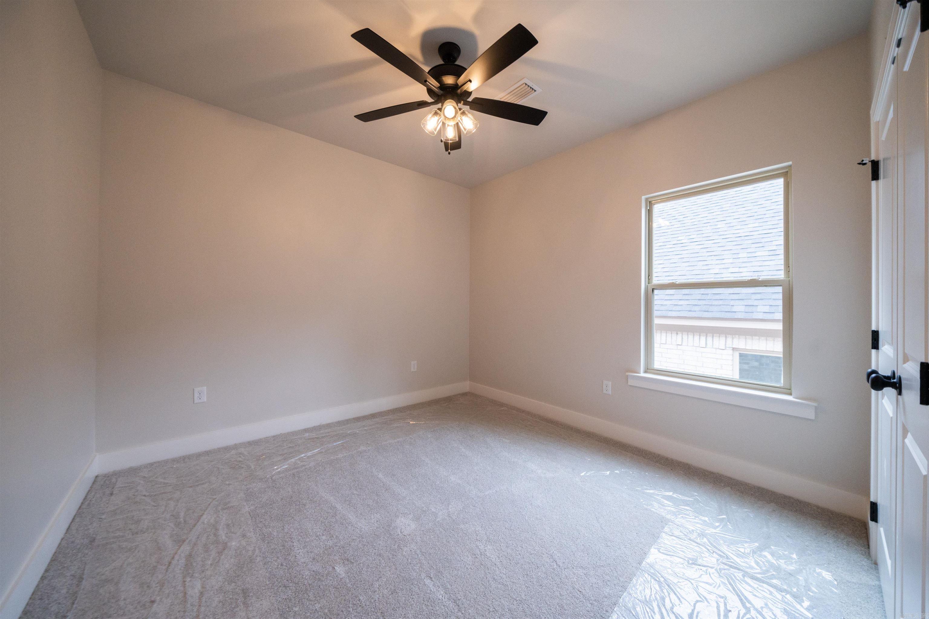 GIBRALTER HGTS - Residential