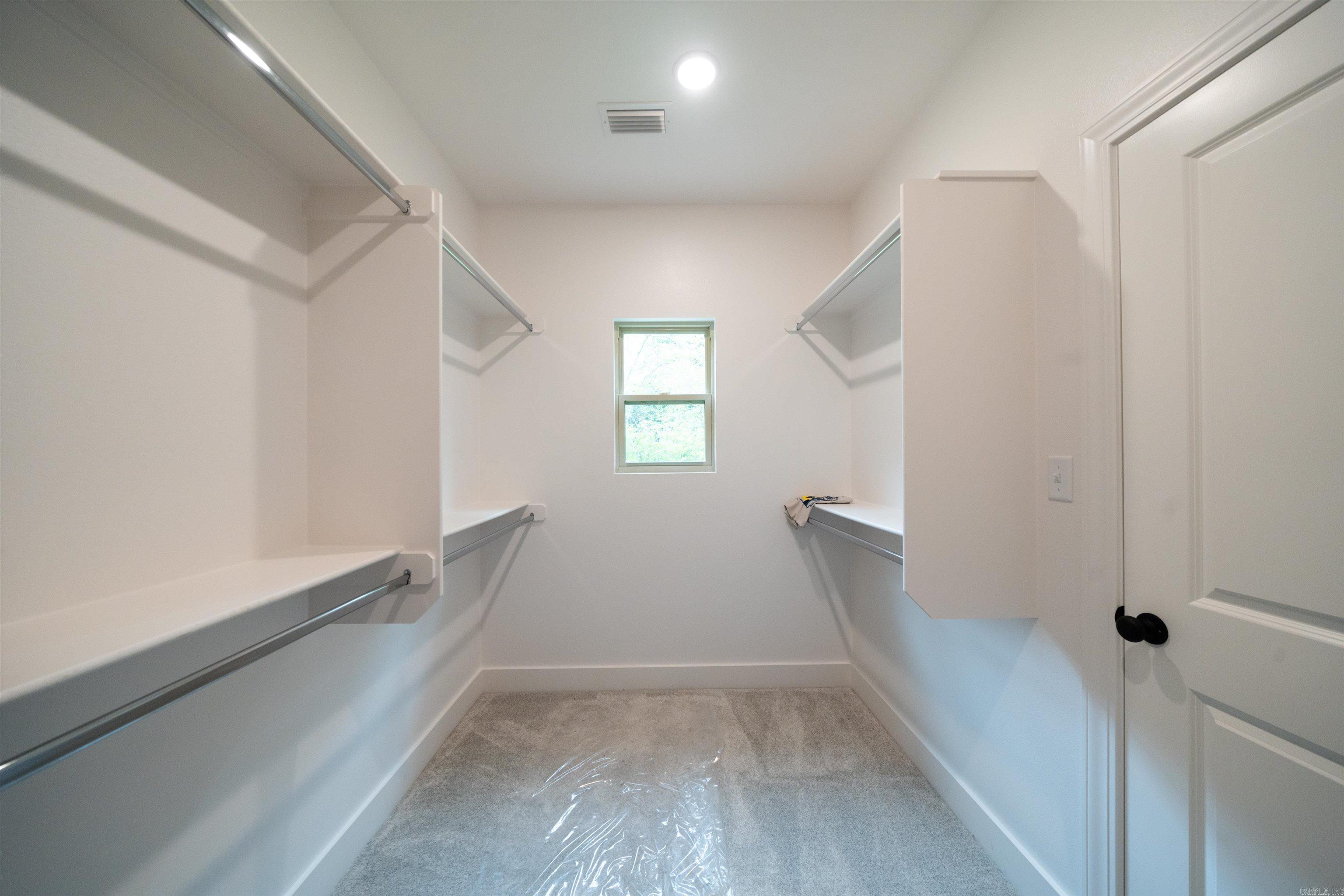 GIBRALTER HGTS - Residential