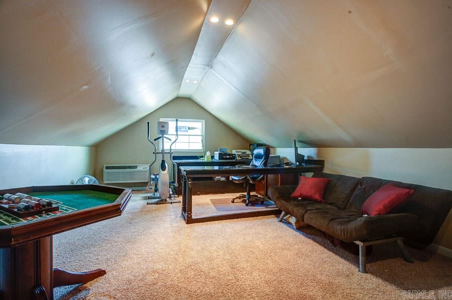 Courtside Place - Residential