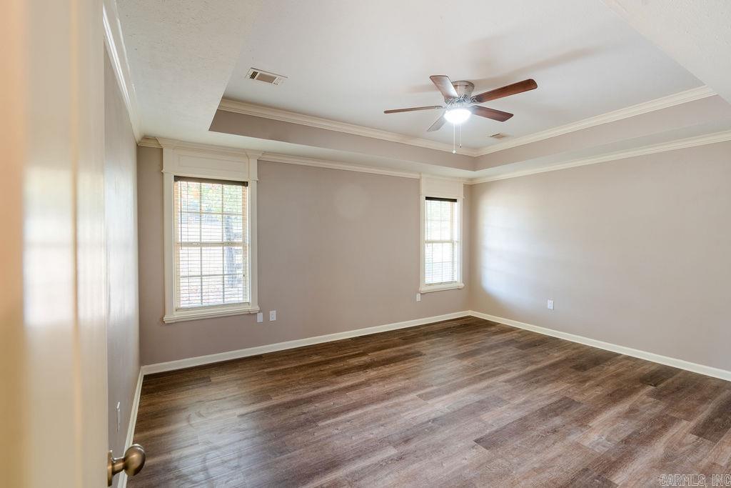 BELLE MEADE - Residential