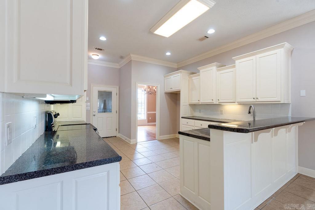 BELLE MEADE - Residential