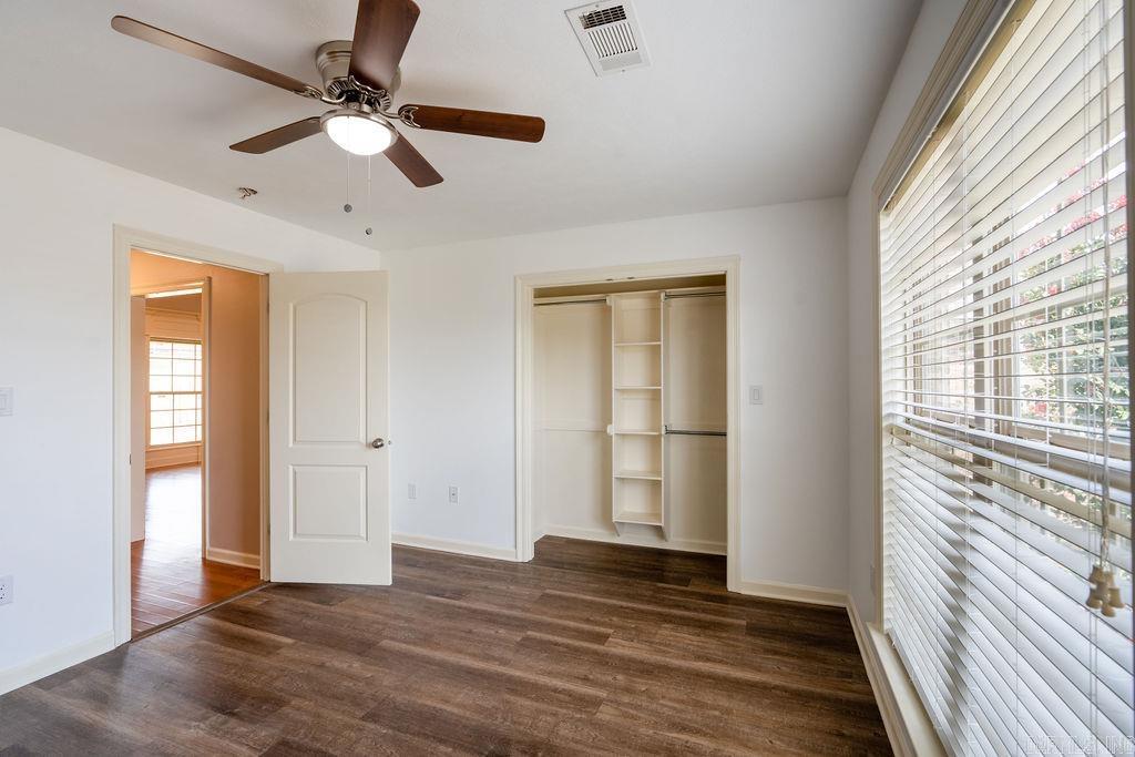 BELLE MEADE - Residential
