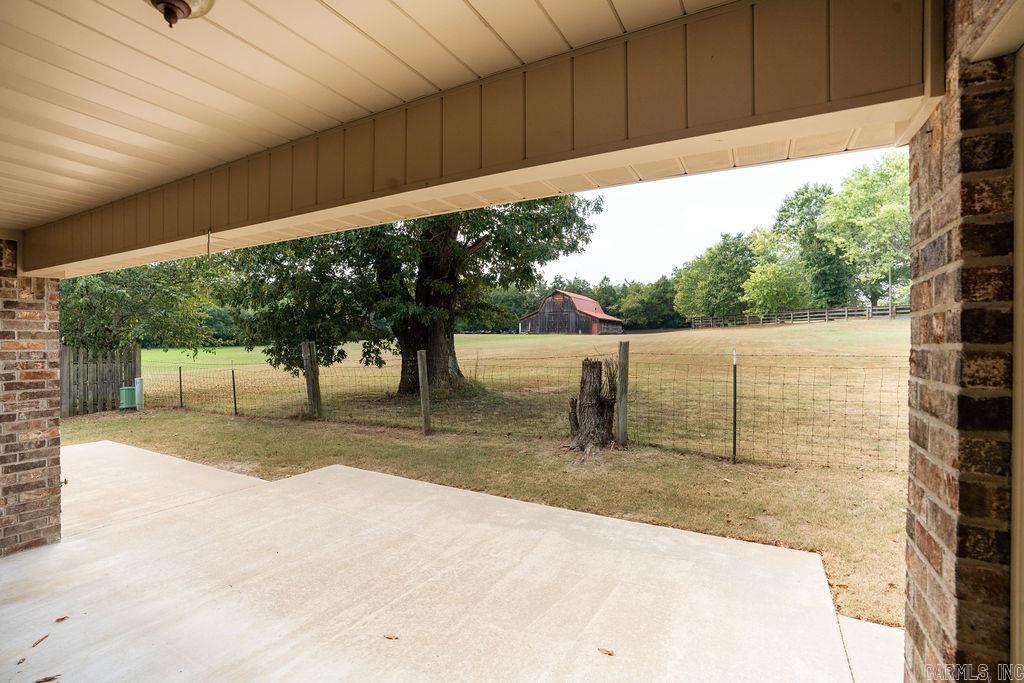 BELLE MEADE - Residential