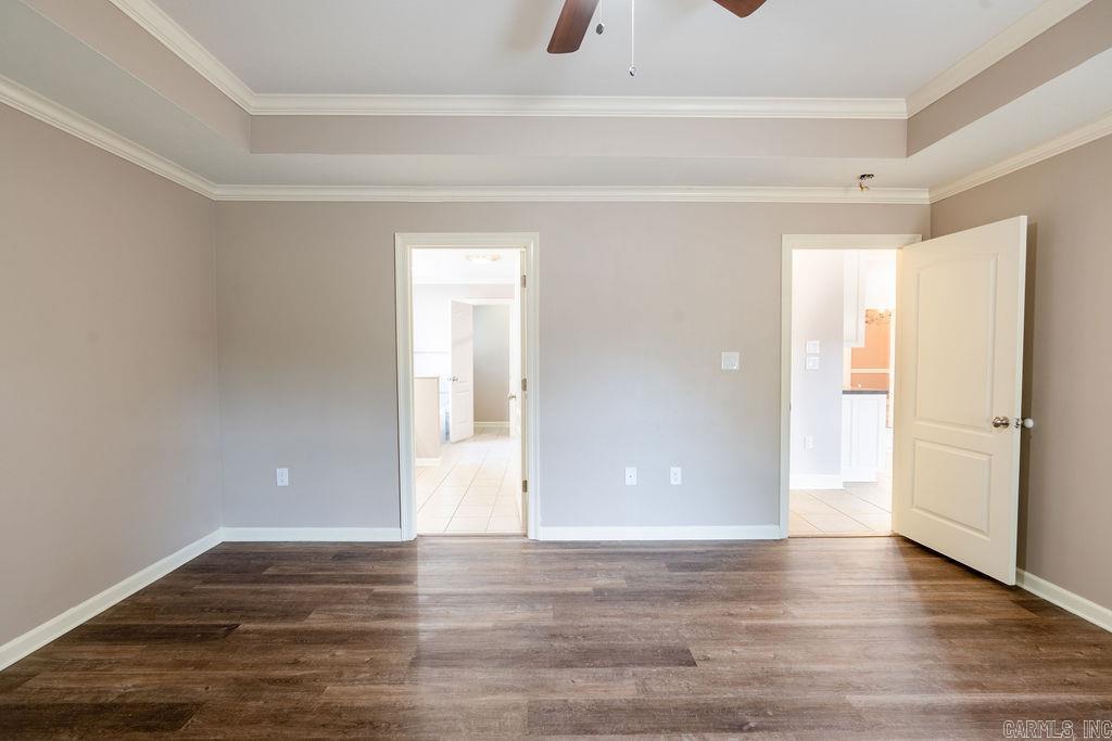 BELLE MEADE - Residential