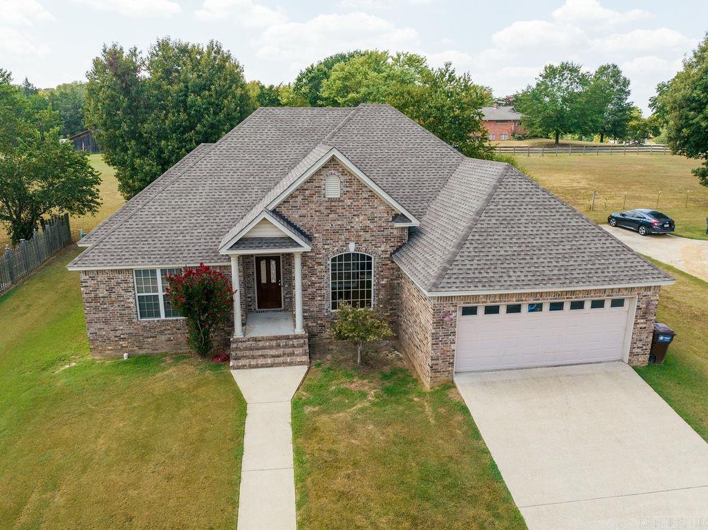 BELLE MEADE - Residential