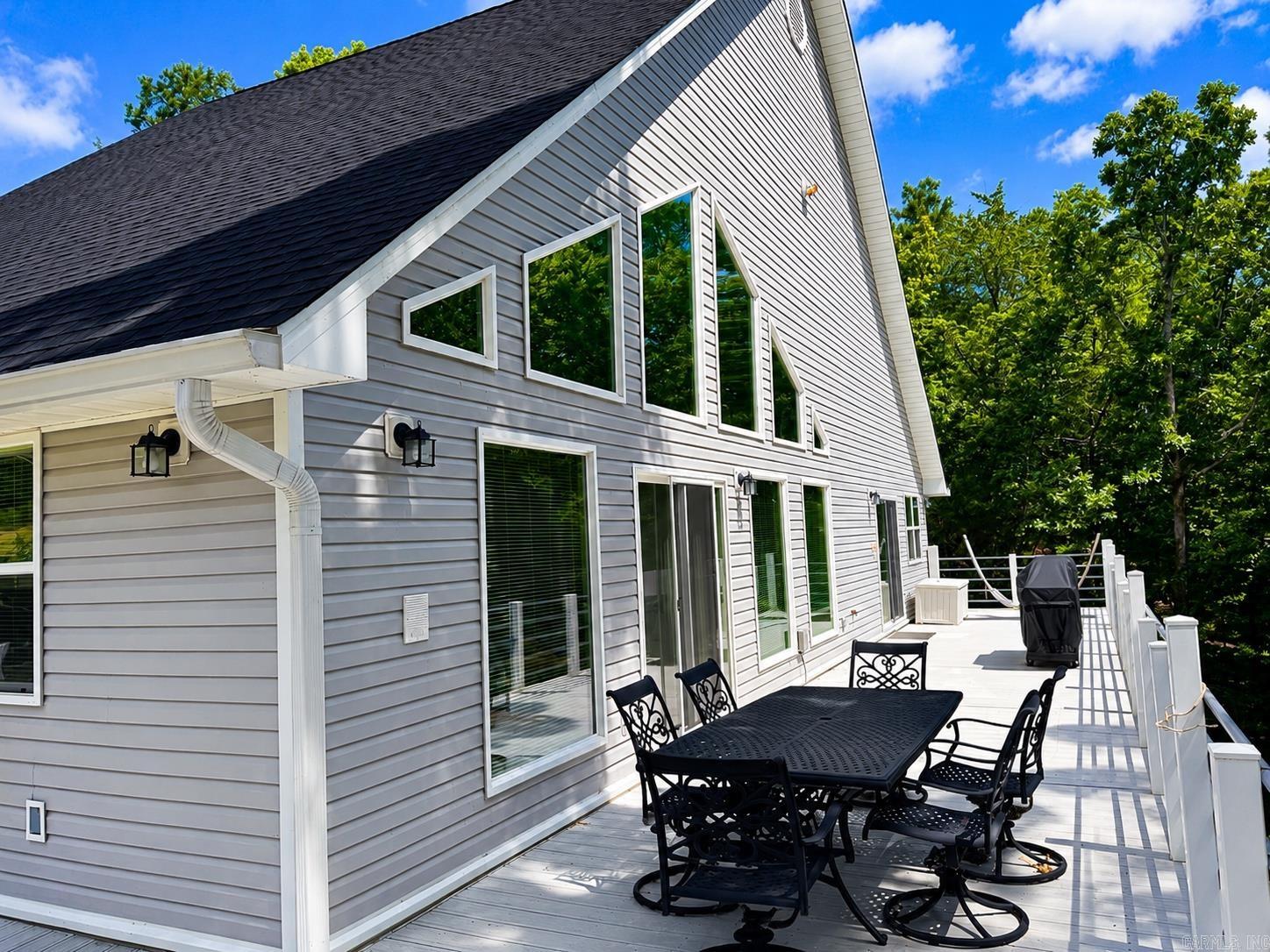 HAMILTON HILLS - Residential