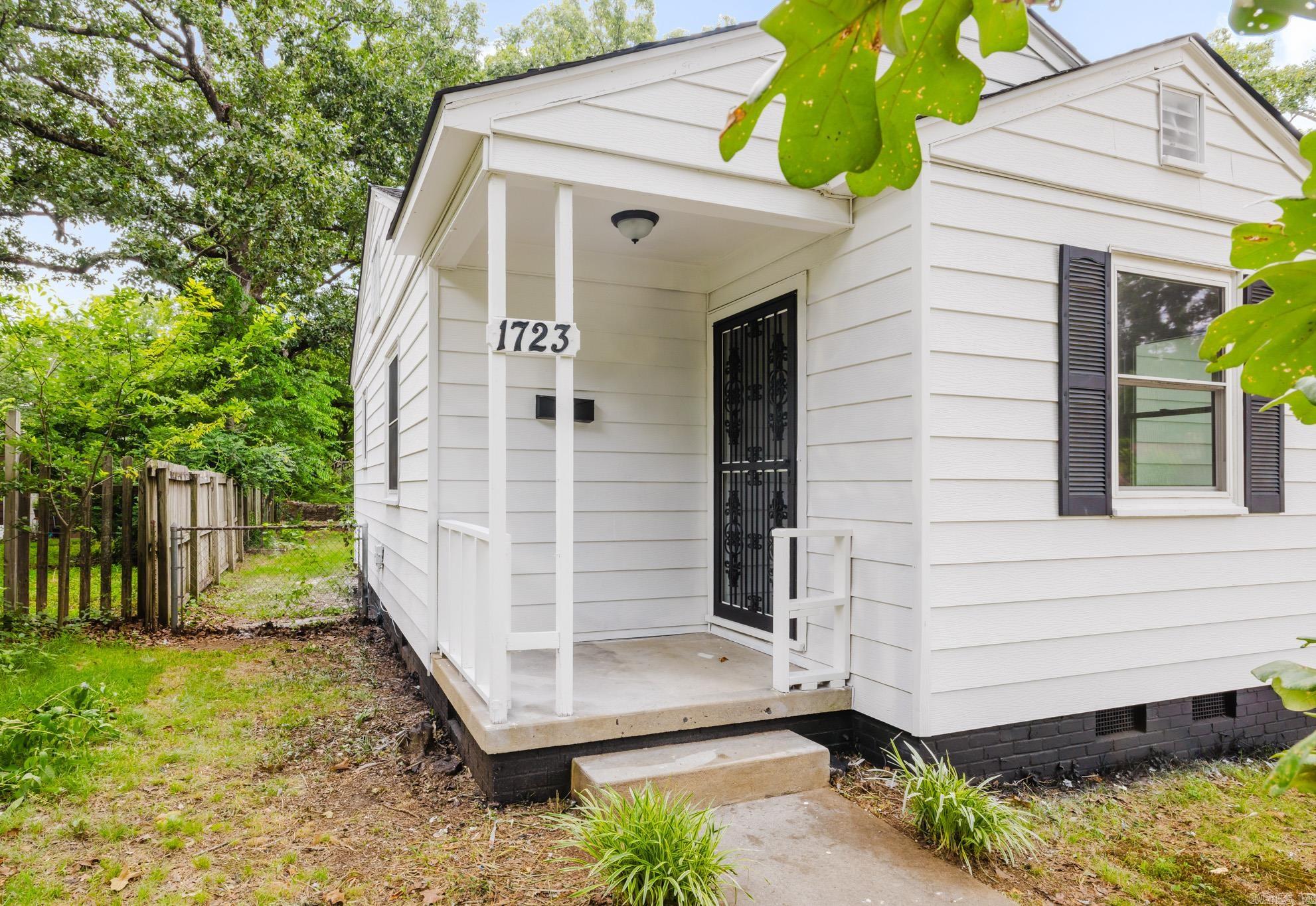 CHERRY & COX - Residential