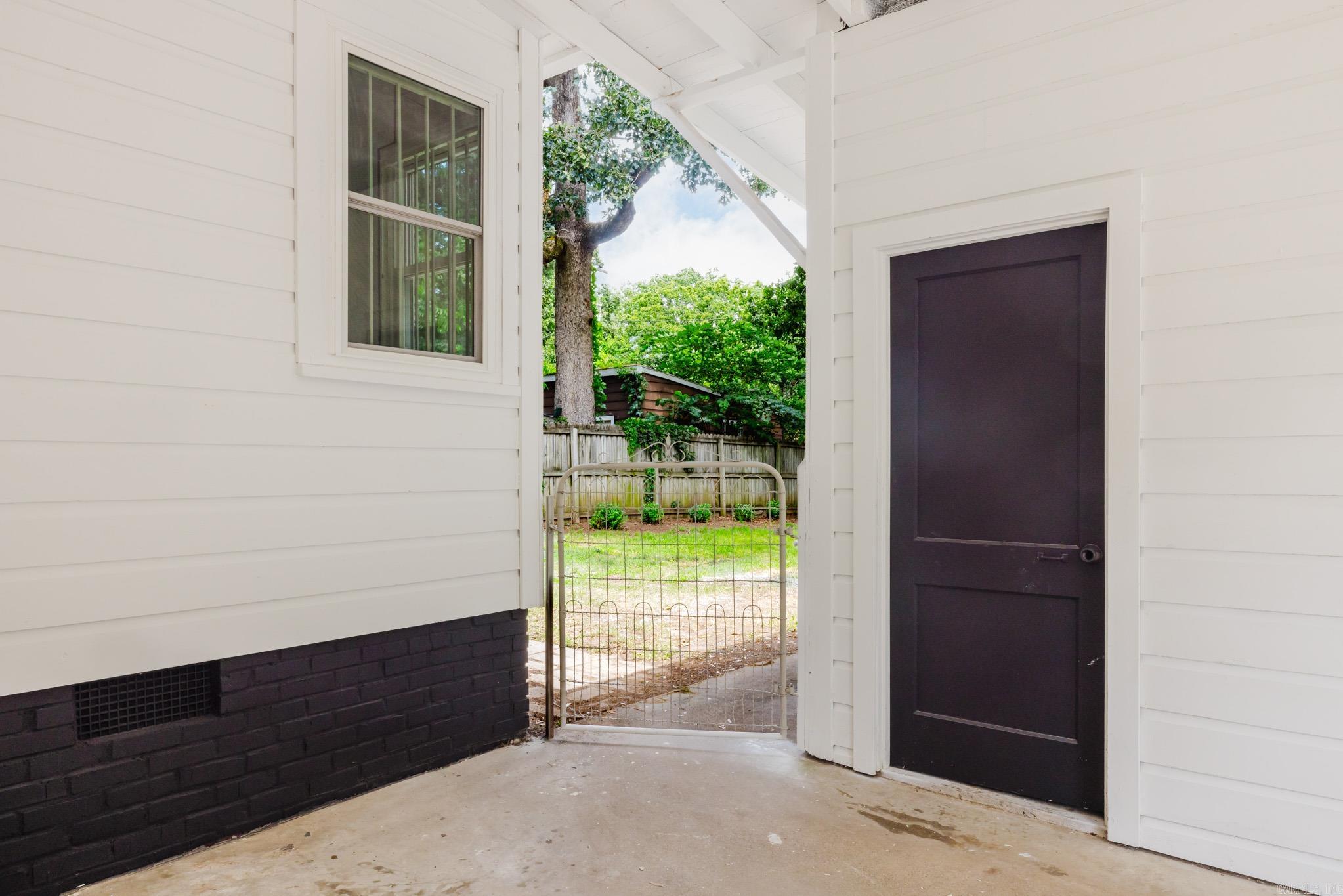 CHERRY & COX - Residential