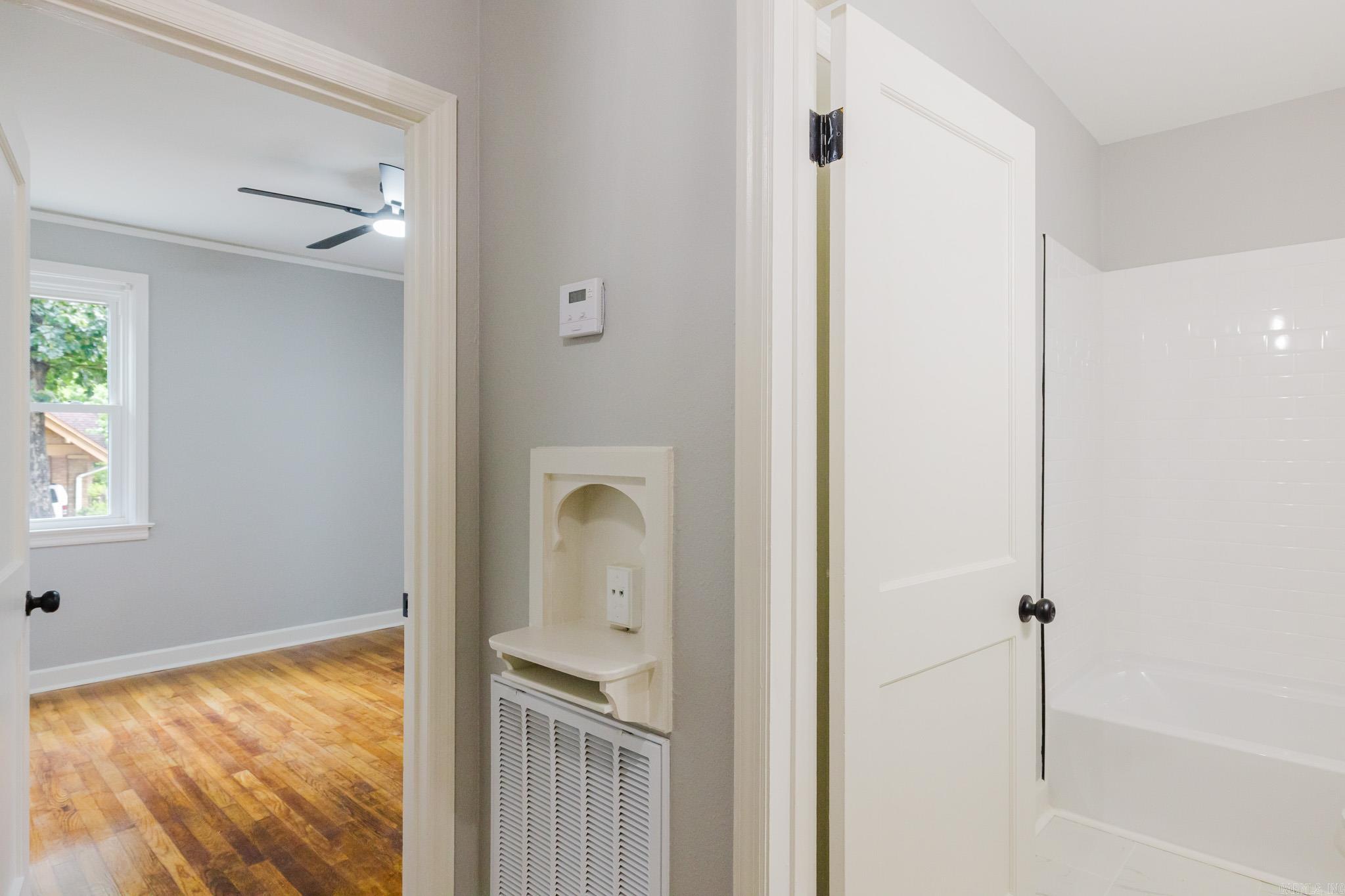 CHERRY & COX - Residential