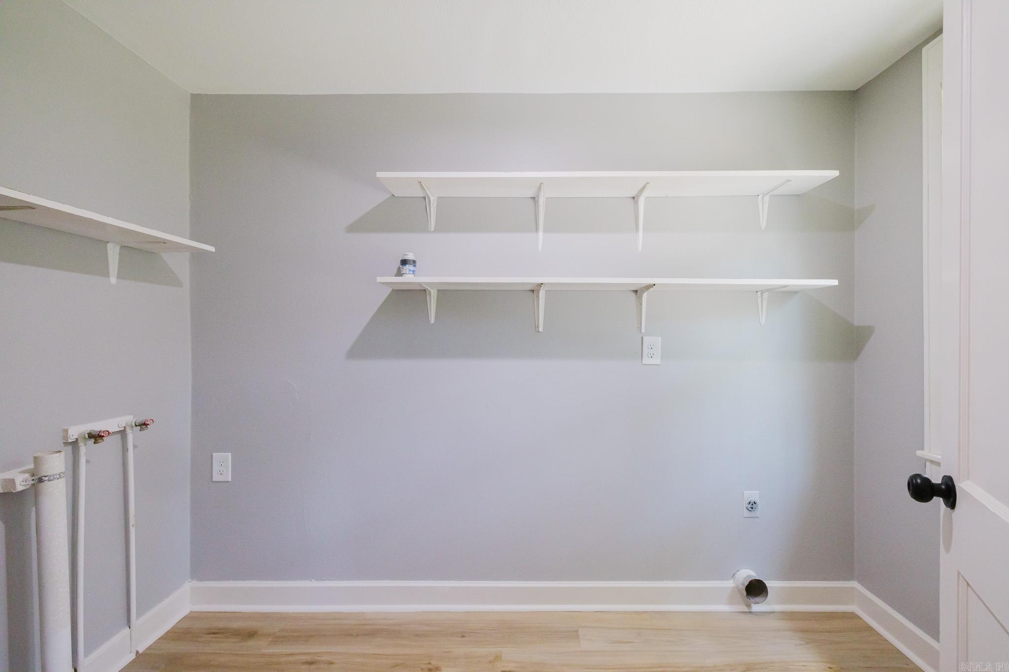 CHERRY & COX - Residential