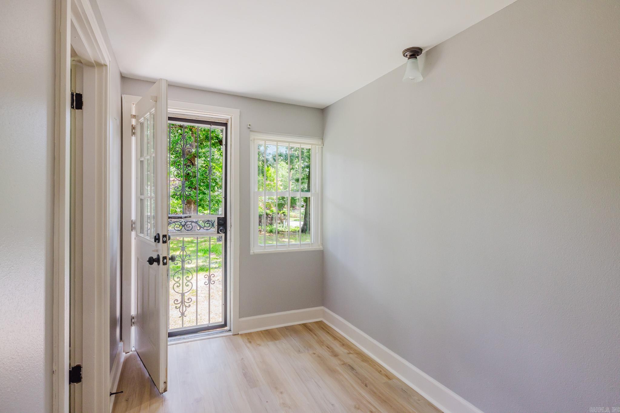 CHERRY & COX - Residential