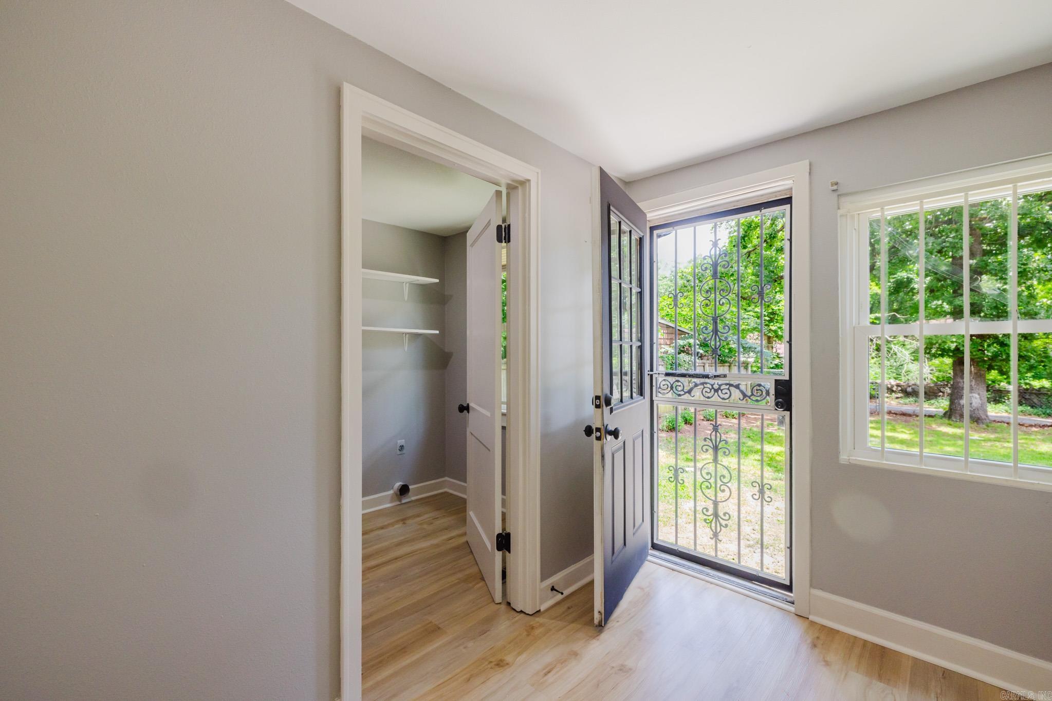 CHERRY & COX - Residential