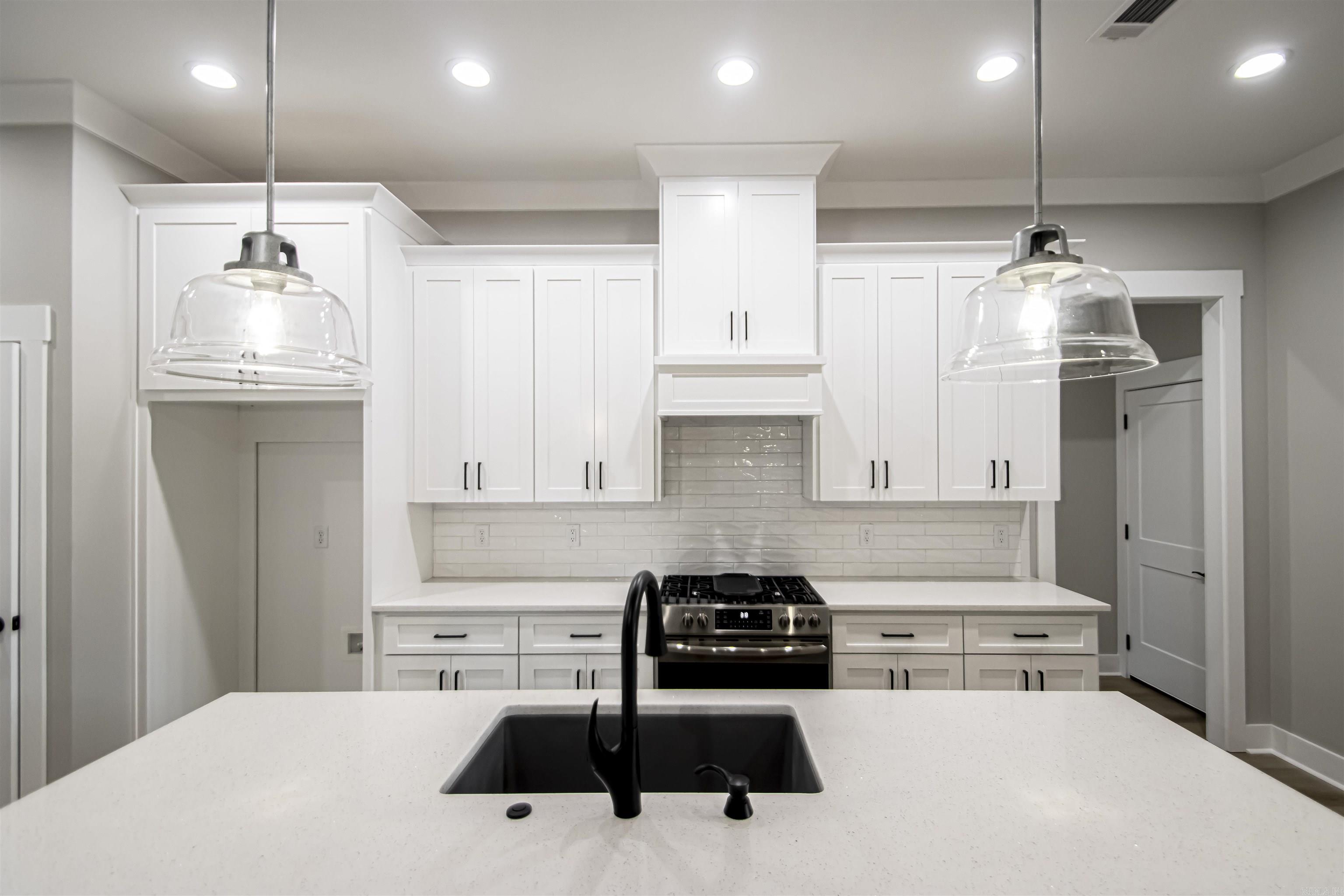 MILLERS GLENN - Residential