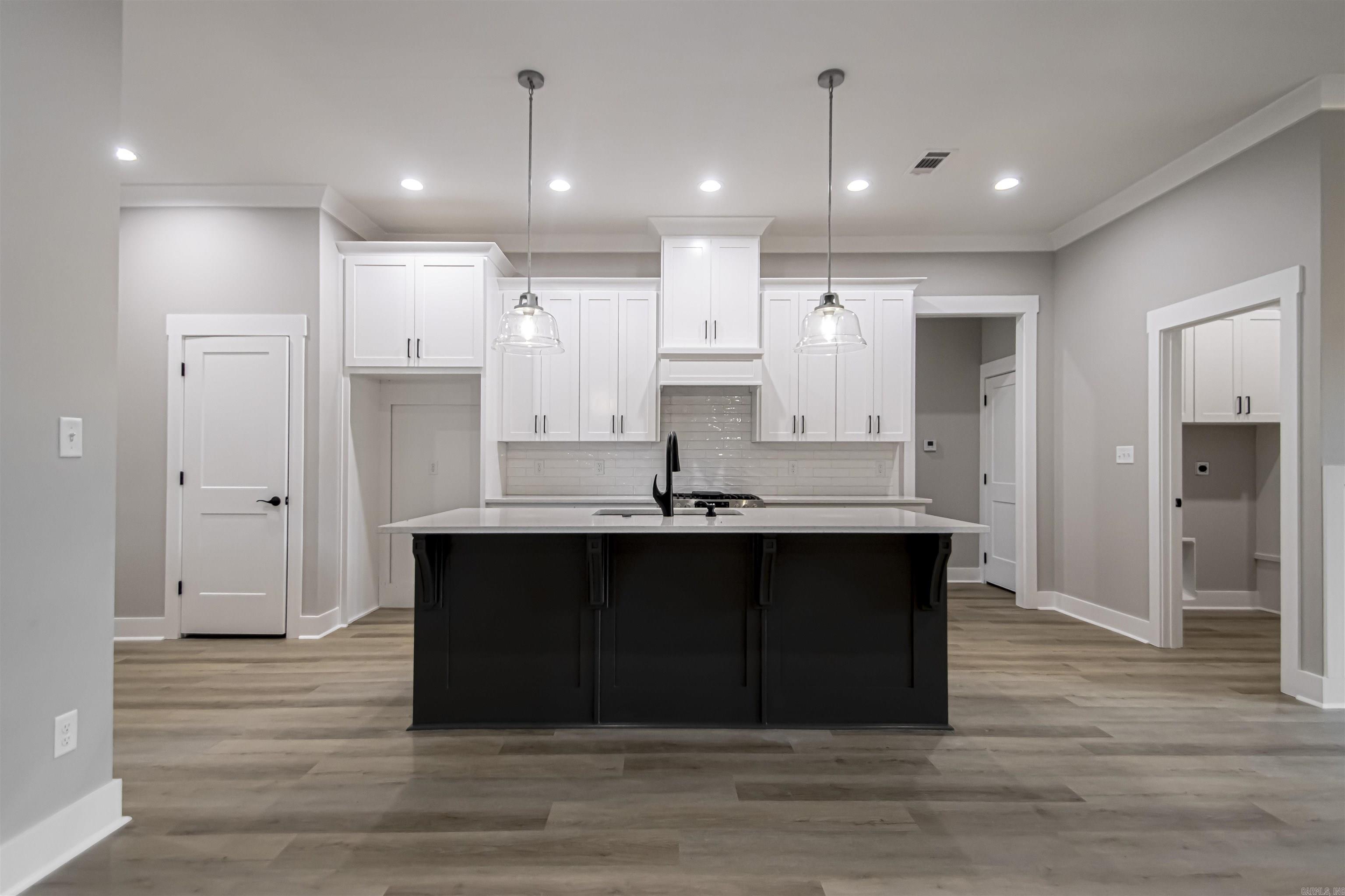 MILLERS GLENN - Residential