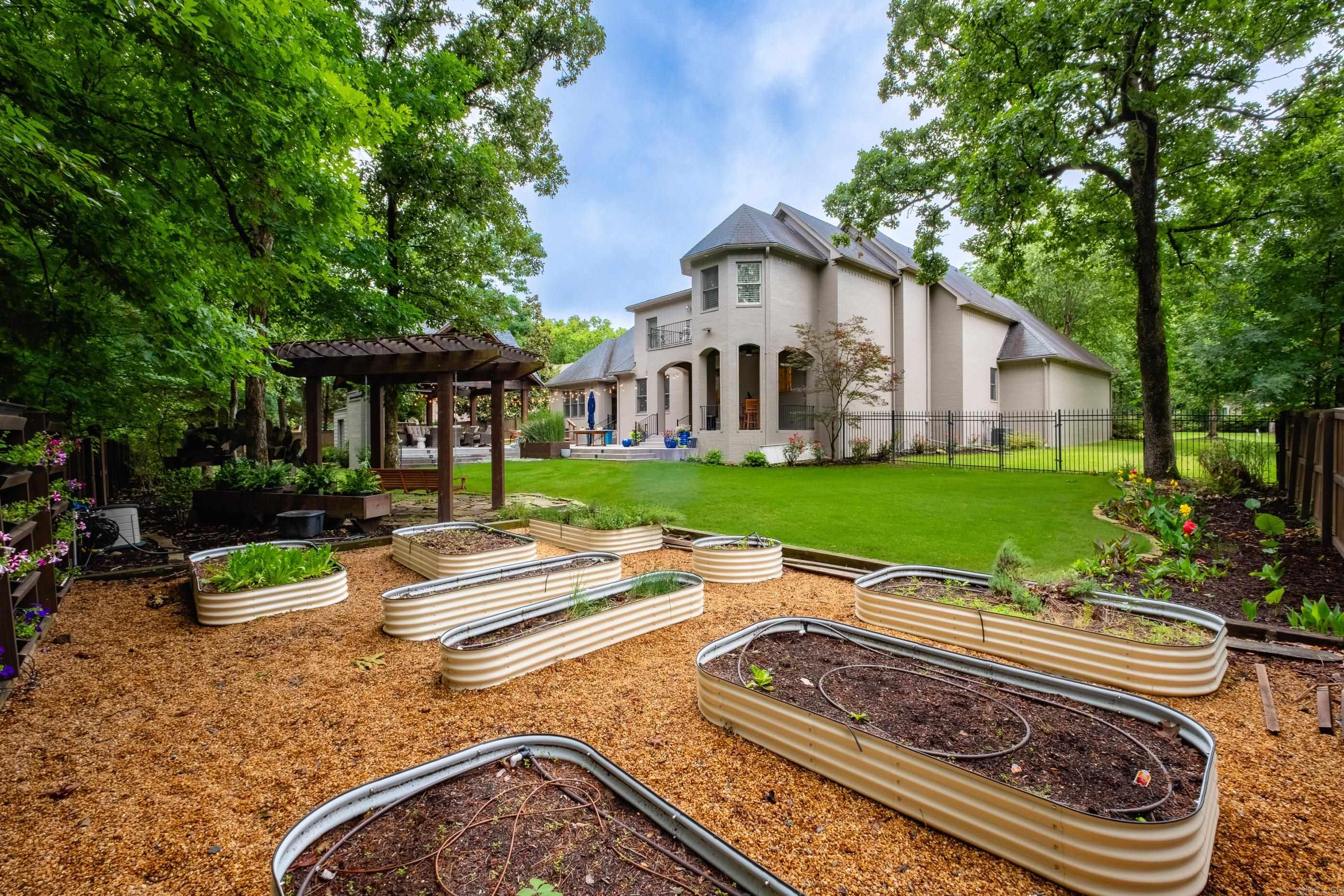 CHENAL VALLEY BELLE VALLEE THE M - Residential