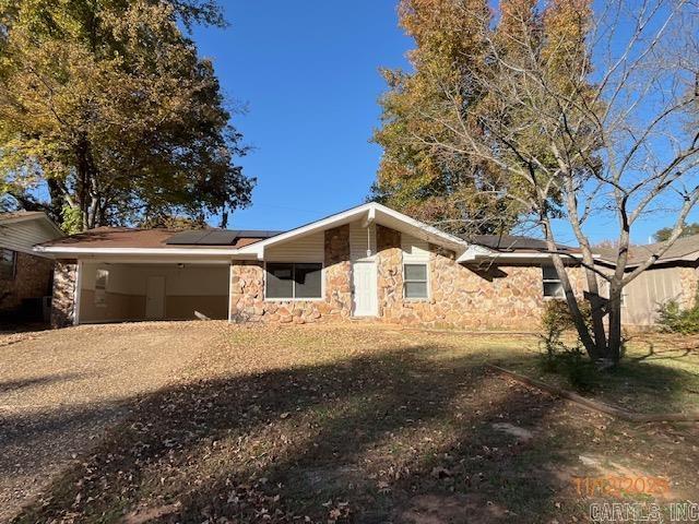Located off of Ferrell Dr and JP Wright Loop features this 3 br/2ba stone home with enclosed double garage. The Den with a fireplace is a nice bonus. The following flood zone information has been obtained for the property. Flood Zone Designation: X. property was built prior to 1978 possible lead base paint exist. Seller does not pay customary closing costs: including title policy, escrow fees, survey or transfer fees. Proof of funds required on cash transactions Lender Pre-Approval letter for financed offers dated within last 30 days). Seller is Secretary of Veterans Affairs. This property may qualify for Seller Financing (Vendee). Property sold As Is.