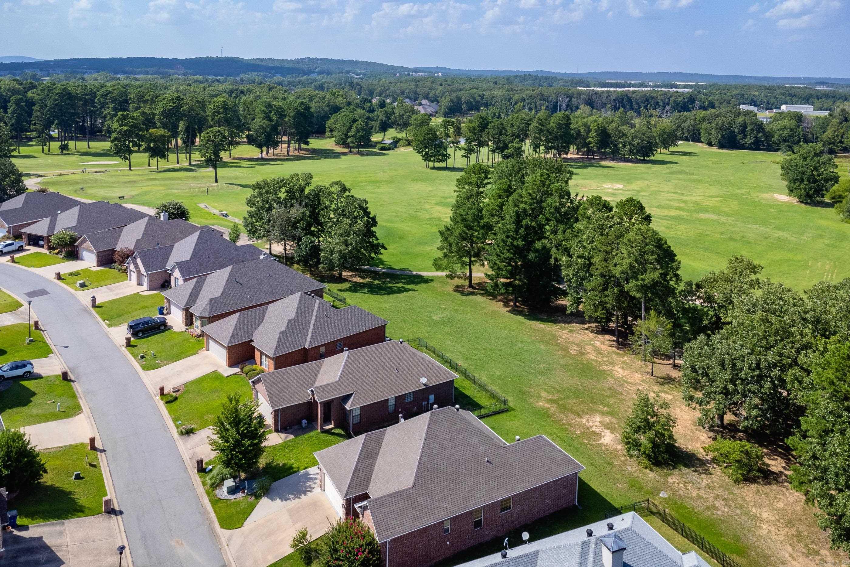 COUNTRY CLUB OF ARK THE - Residential