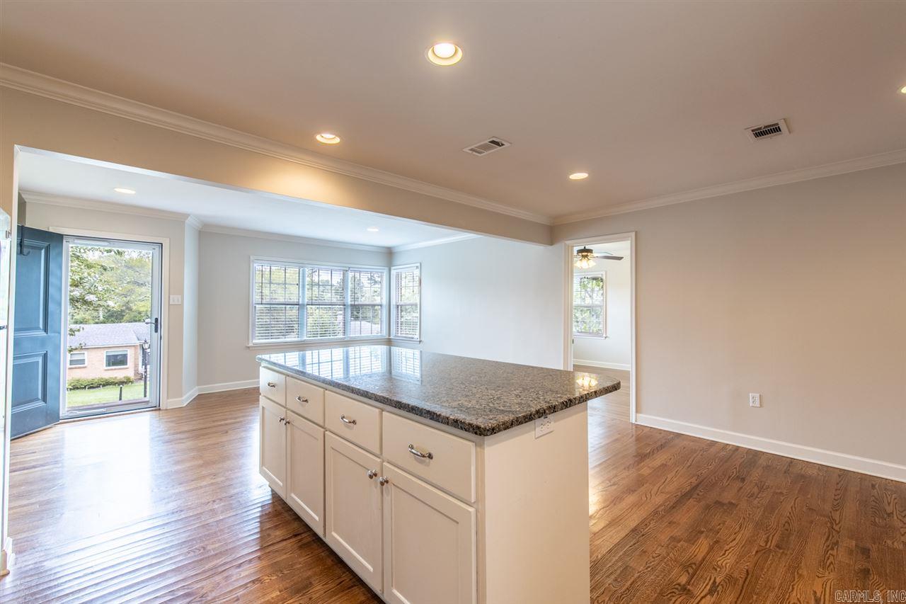 KINGWOOD PLACE - Residential