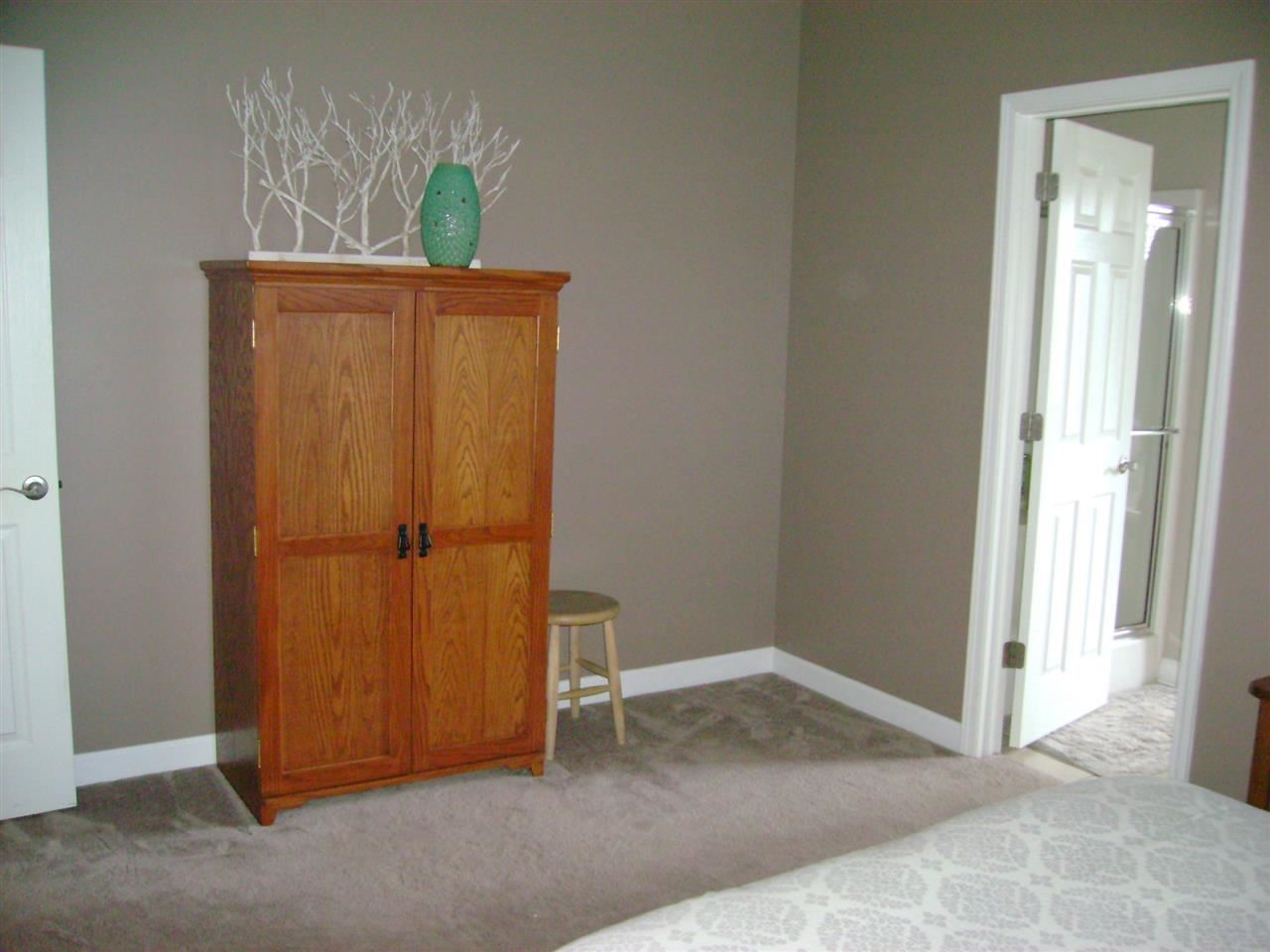 MEADOWLAKE - Residential
