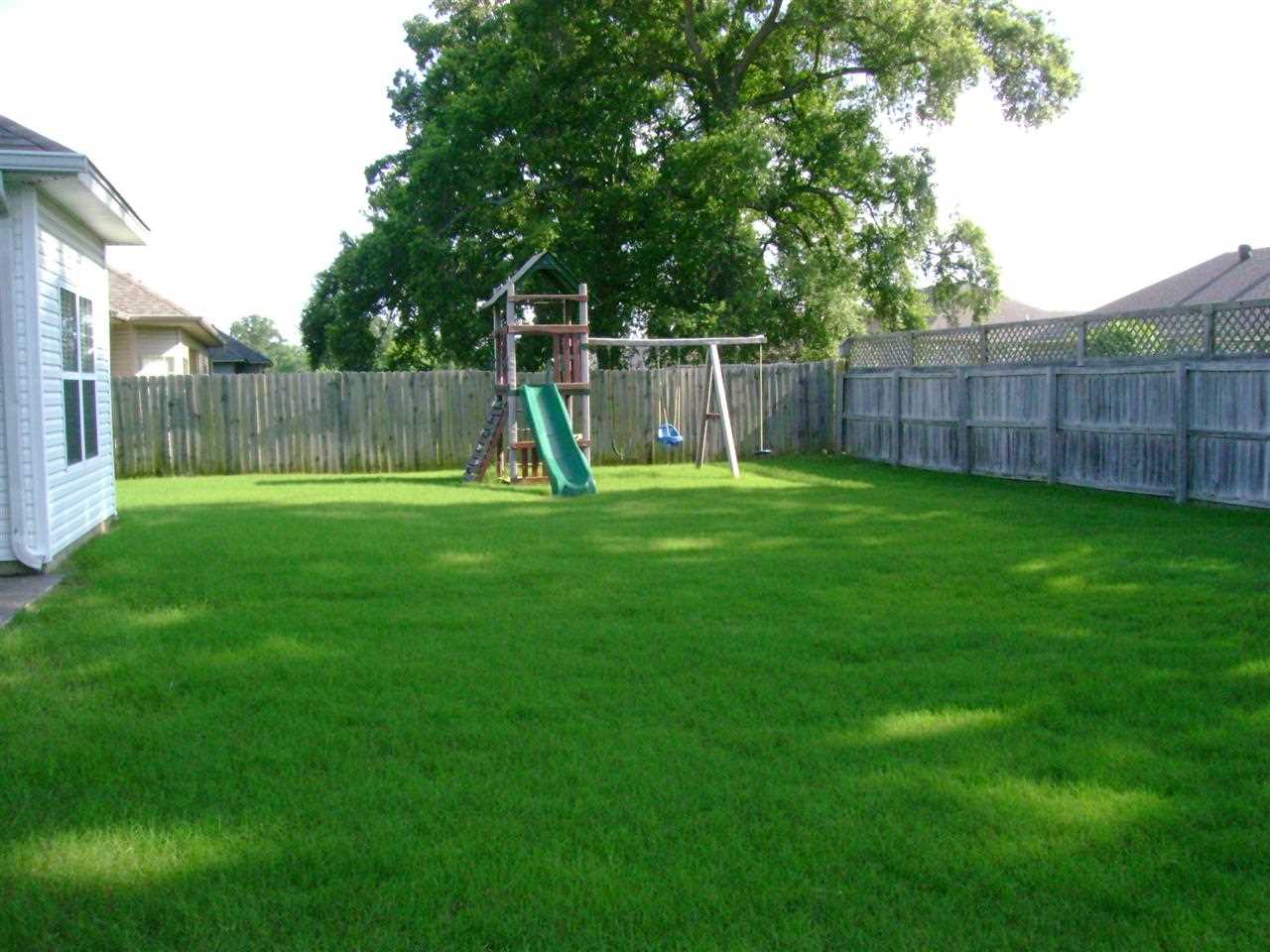 MEADOWLAKE - Residential