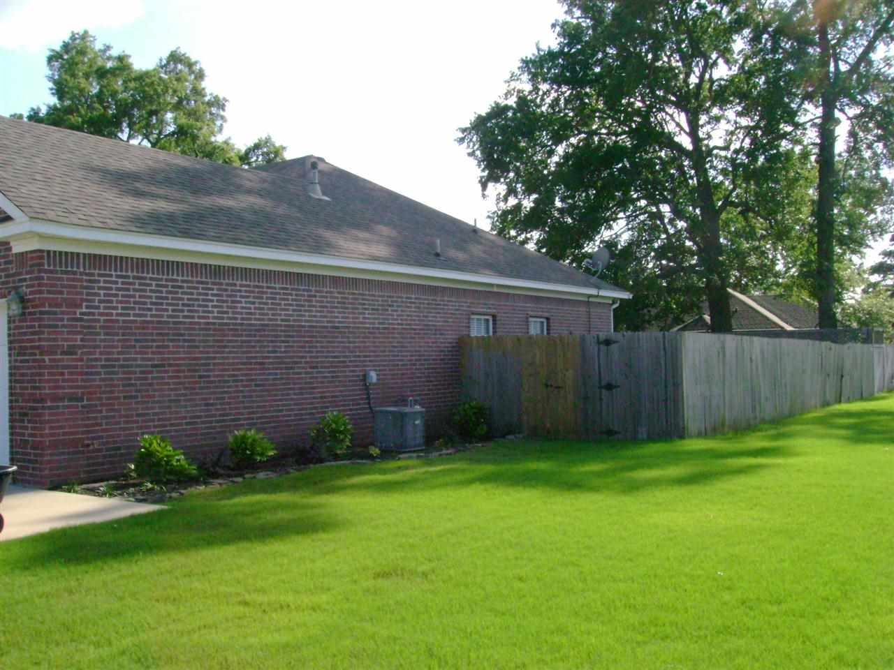 MEADOWLAKE - Residential