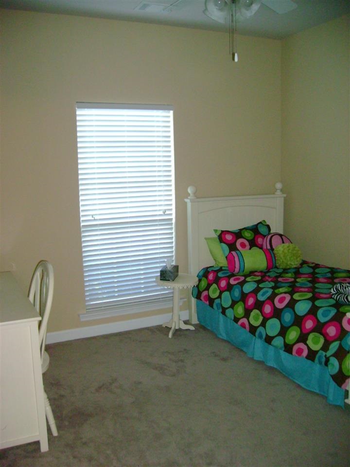 MEADOWLAKE - Residential