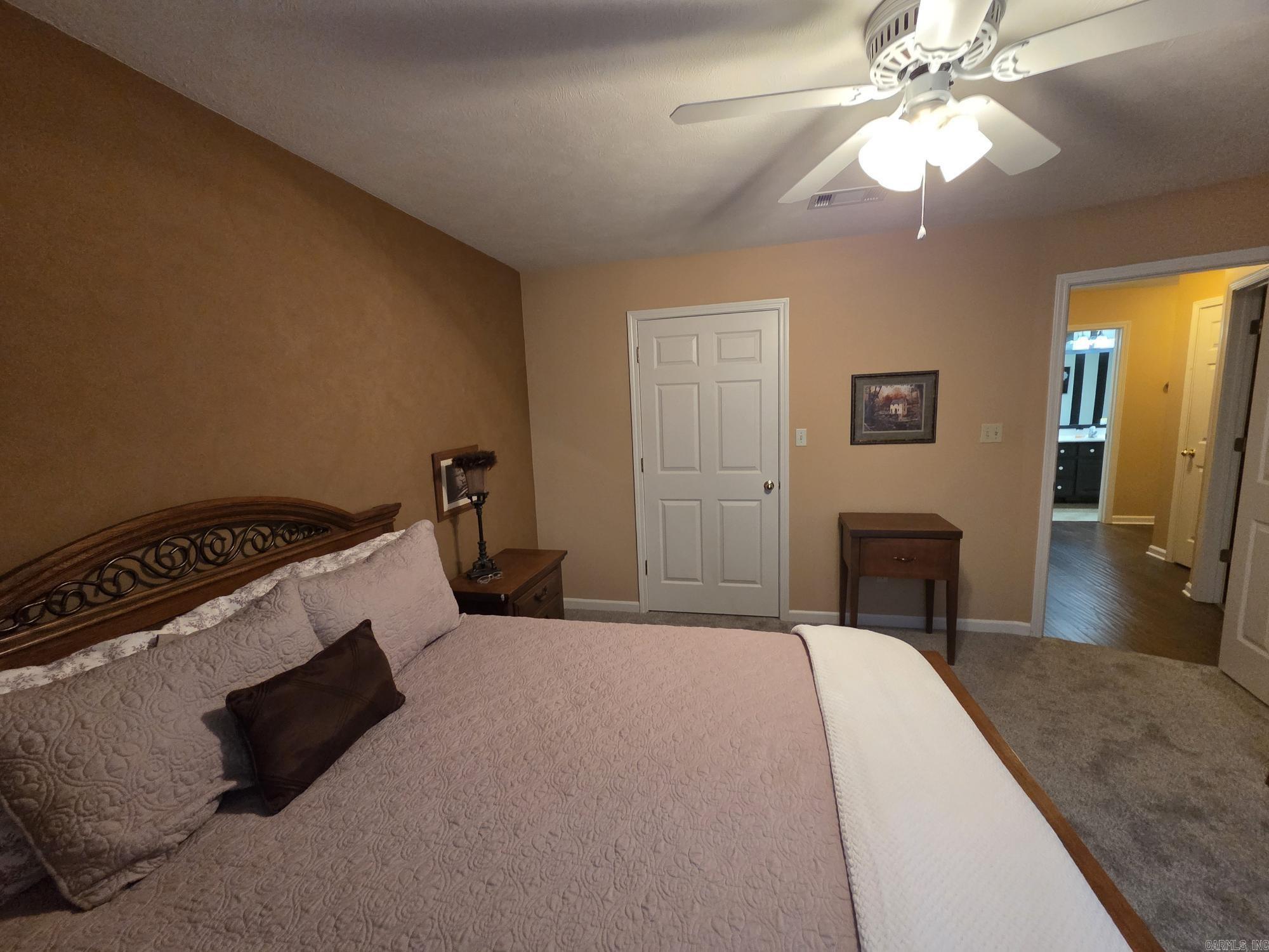 River Oaks Estates - Residential
