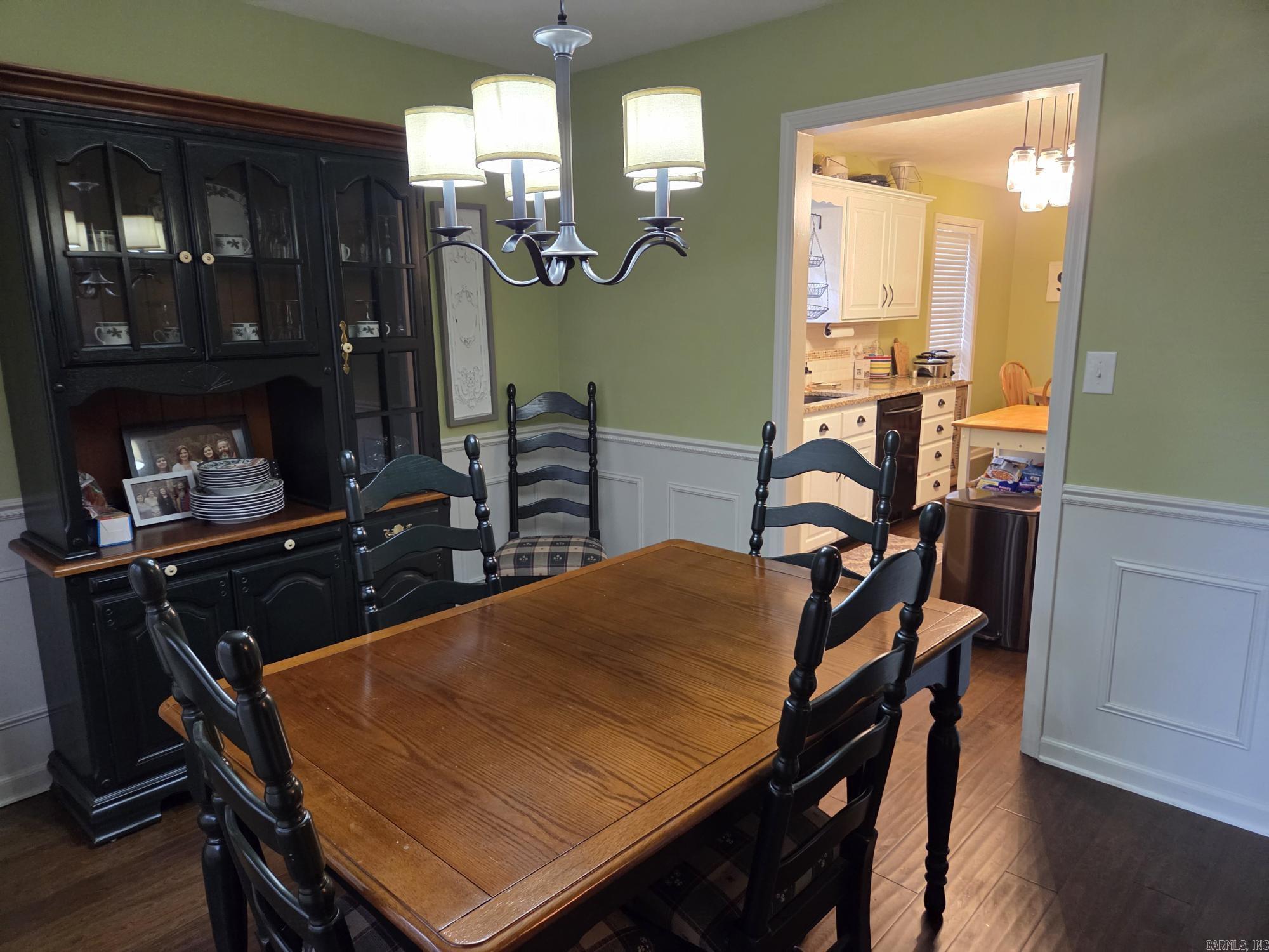 River Oaks Estates - Residential